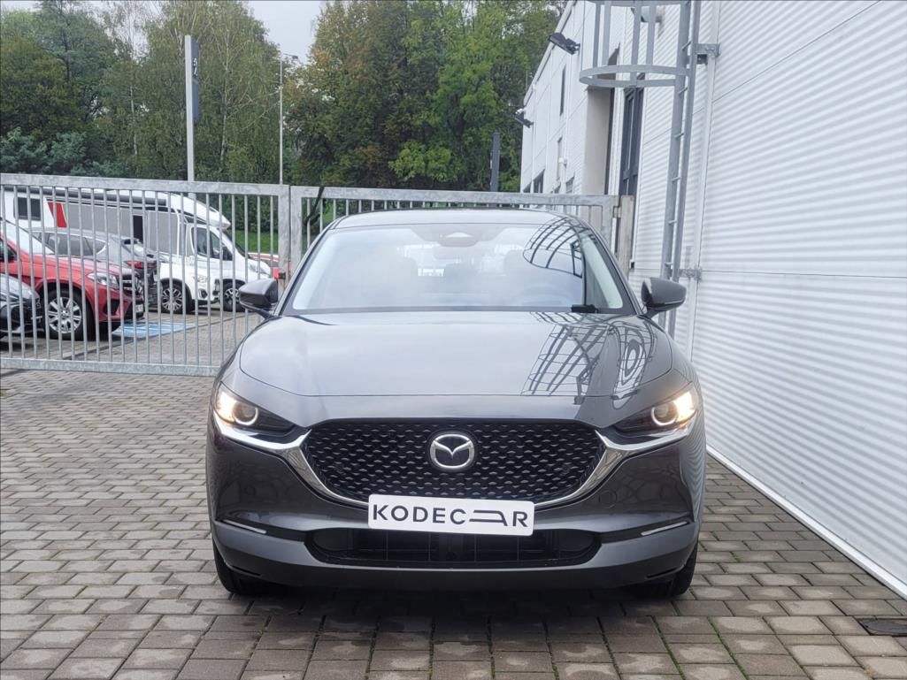 Mazda CX-30, 2,5 e-Skyactiv G140k 6AT 4x2 - fotka 2