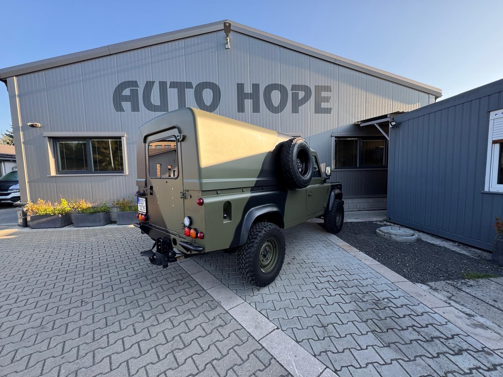 Land Rover Defender, TD 5  - vojenský speciál - fotka 6