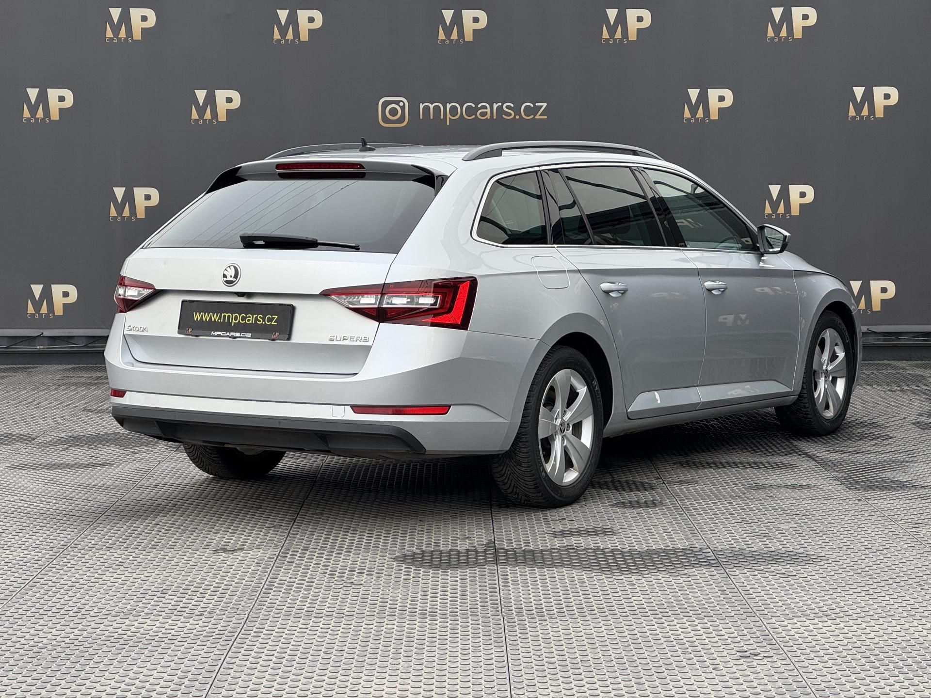 Škoda Superb, III 1.6TDi 88kW MAN, Ambition+ - fotka 6