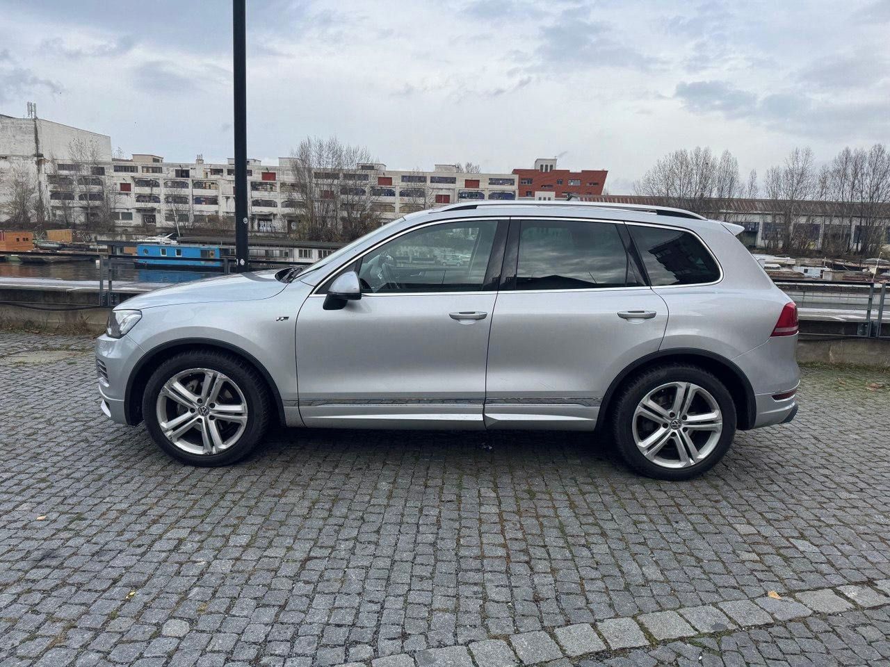 Volkswagen Touareg, 3,0 TDI 180 kW DSG R-line - fotka 3