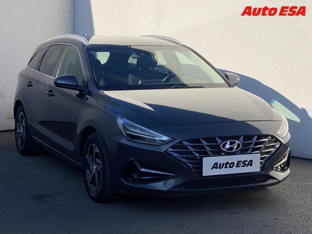 Hyundai i30, 1.6 CRDi,2.maj,ČR,Smart - fotka 3