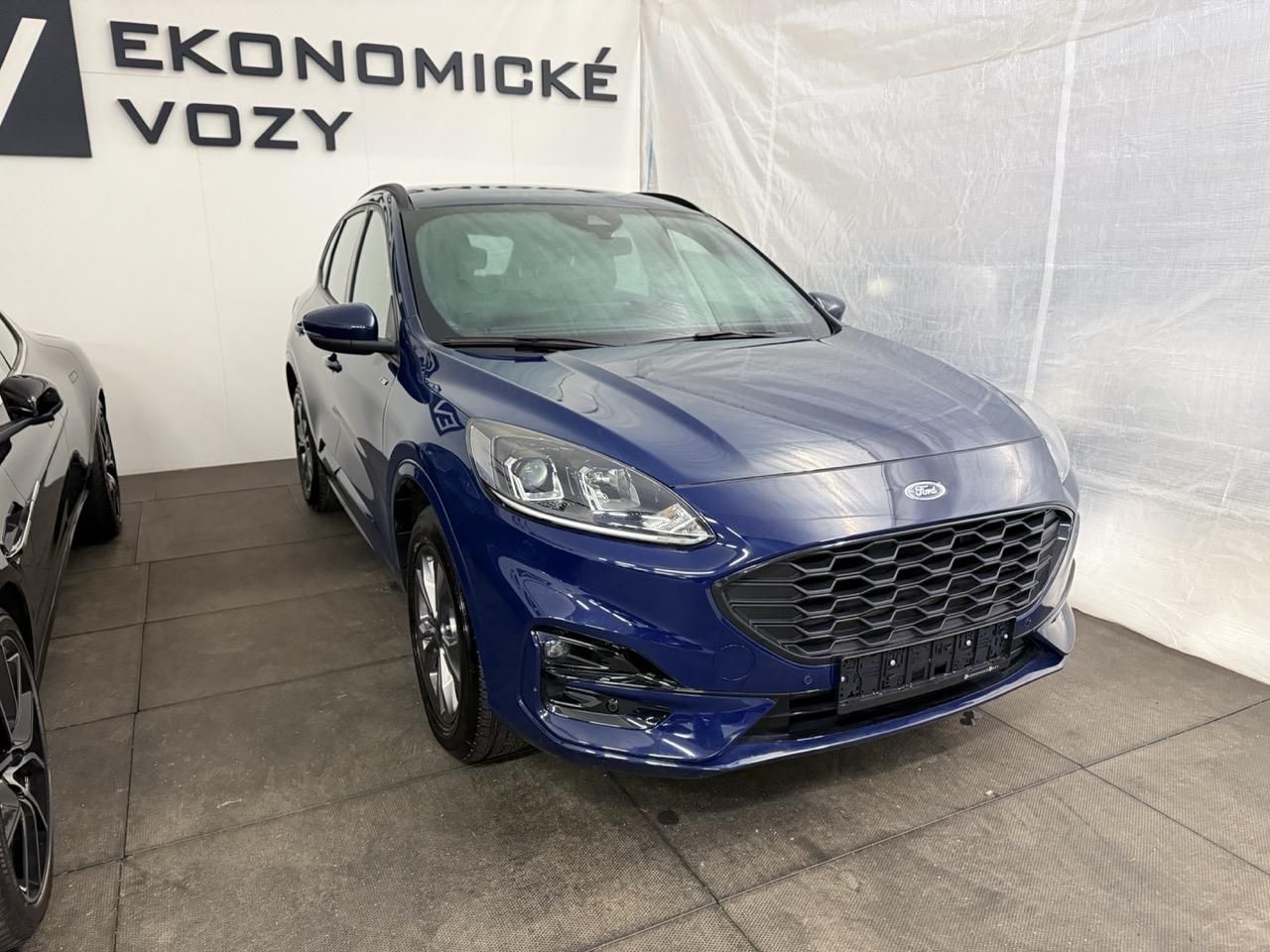 Ford Kuga, 2.5i,PLUG REZERVOVÁNO