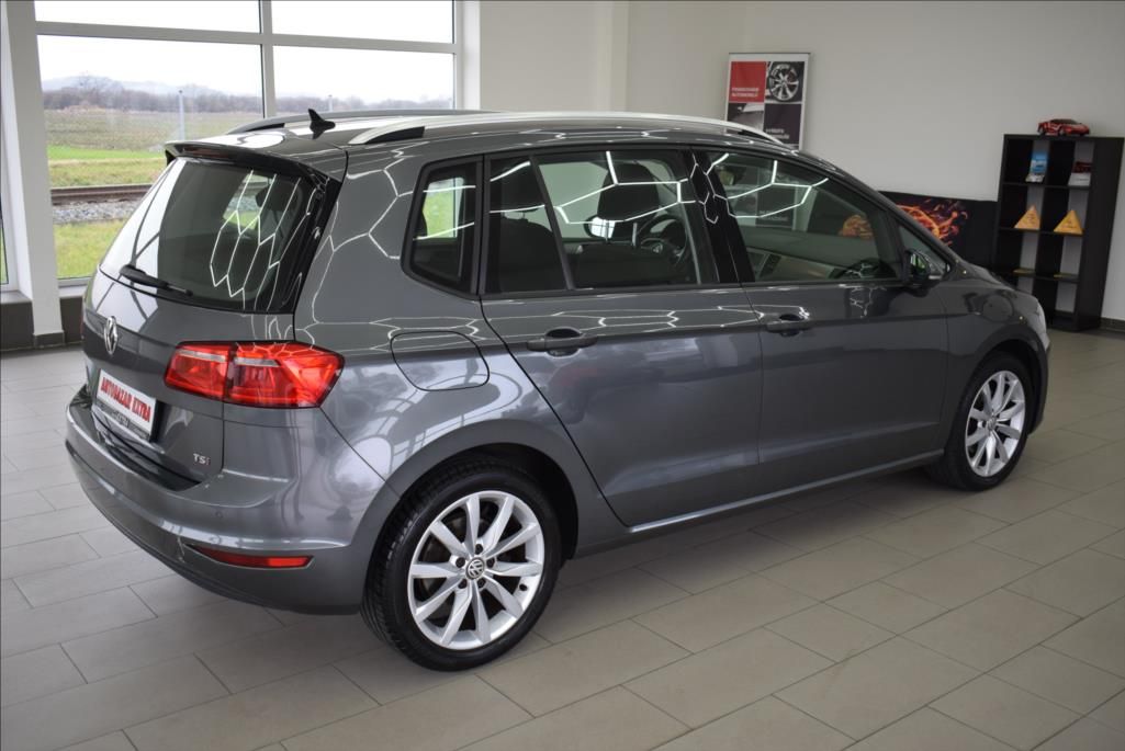 Volkswagen Golf Sportsvan, 1,4 TSi, 1.maj,NAVI,XEN,LED - fotka 6