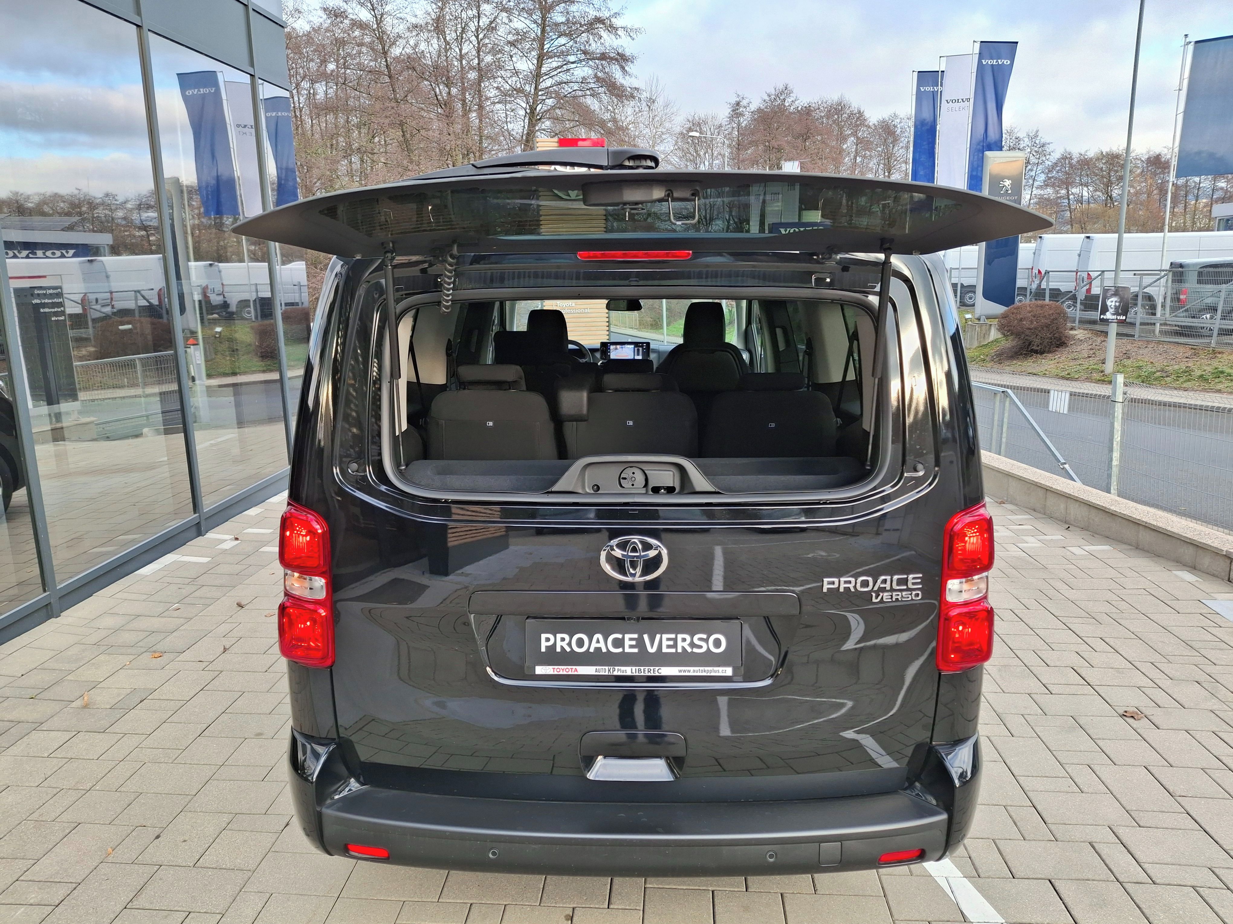 Toyota Proace Verso, 2.0 177k 8AT L2 Family 8S - fotka 5