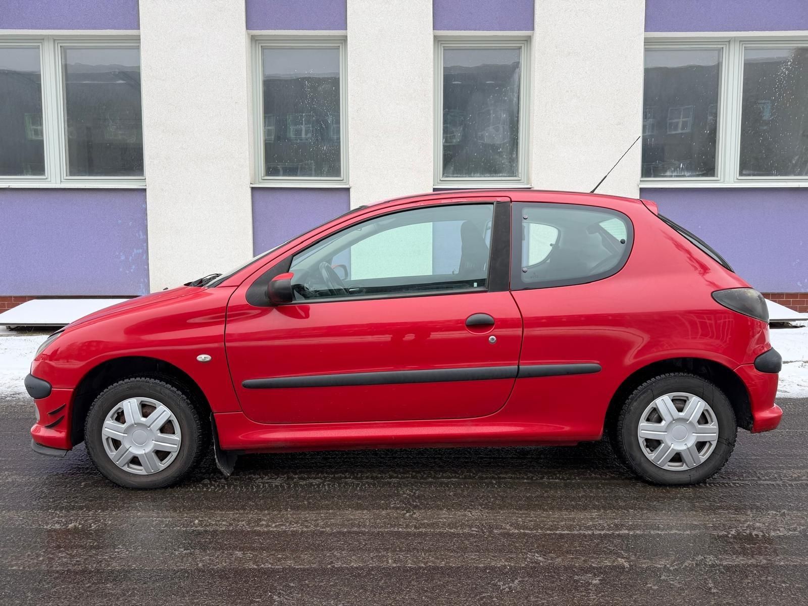 Peugeot 206, 1,4i / 55 kW / sada pneu - fotka 2
