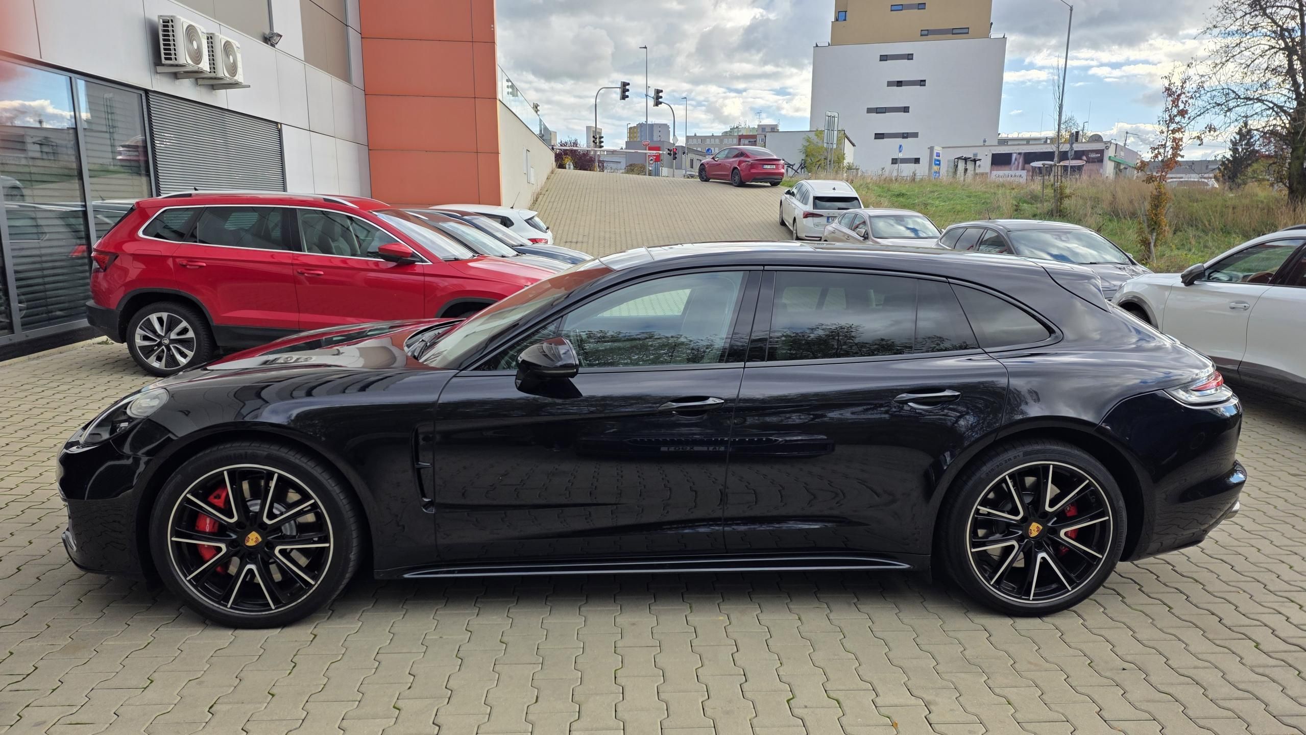 Porsche Panamera, TURBO ST MAX VÝBAVA - fotka 4