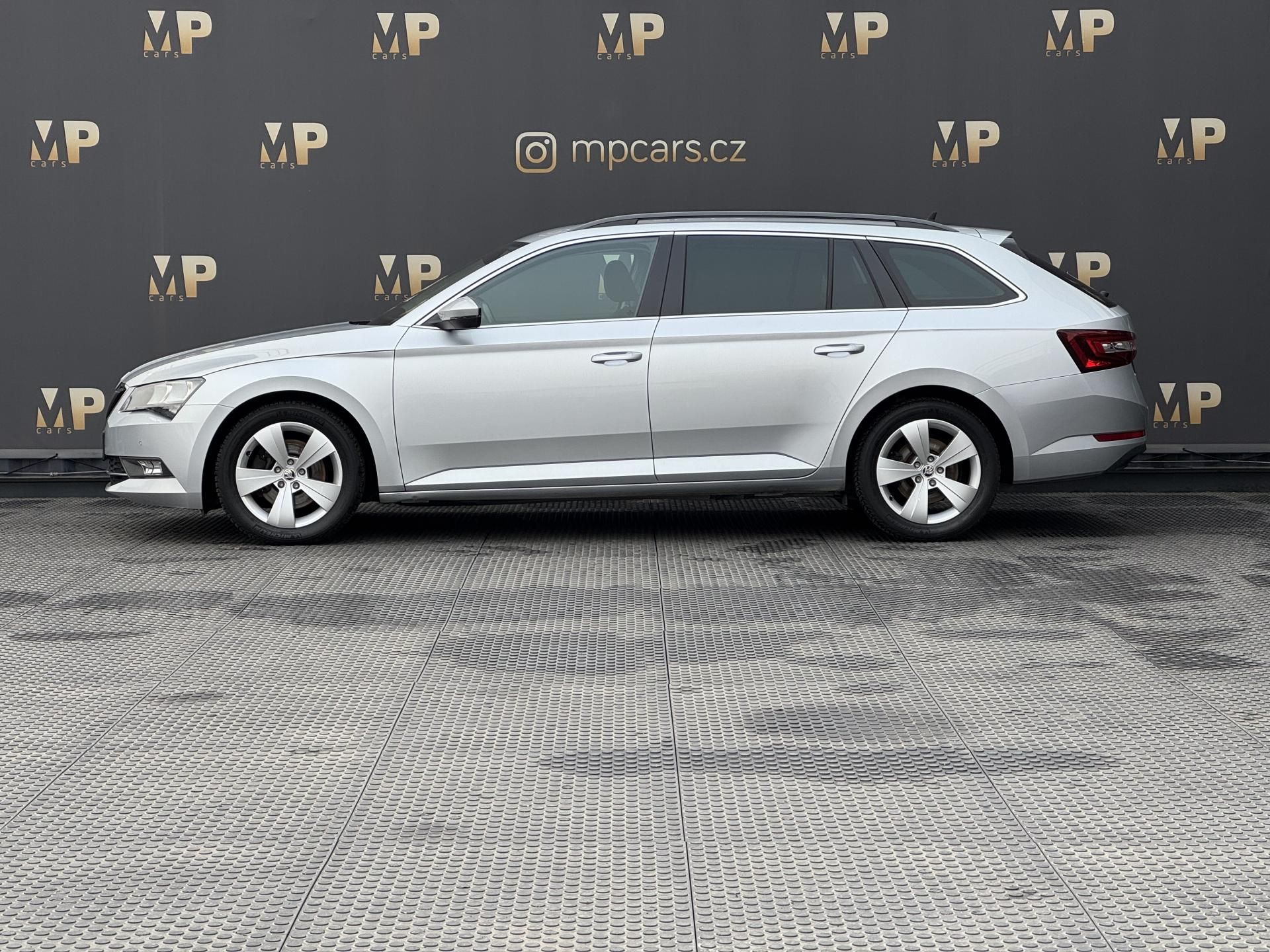 Škoda Superb, III 1.6TDi 88kW MAN, Ambition+ - fotka 5