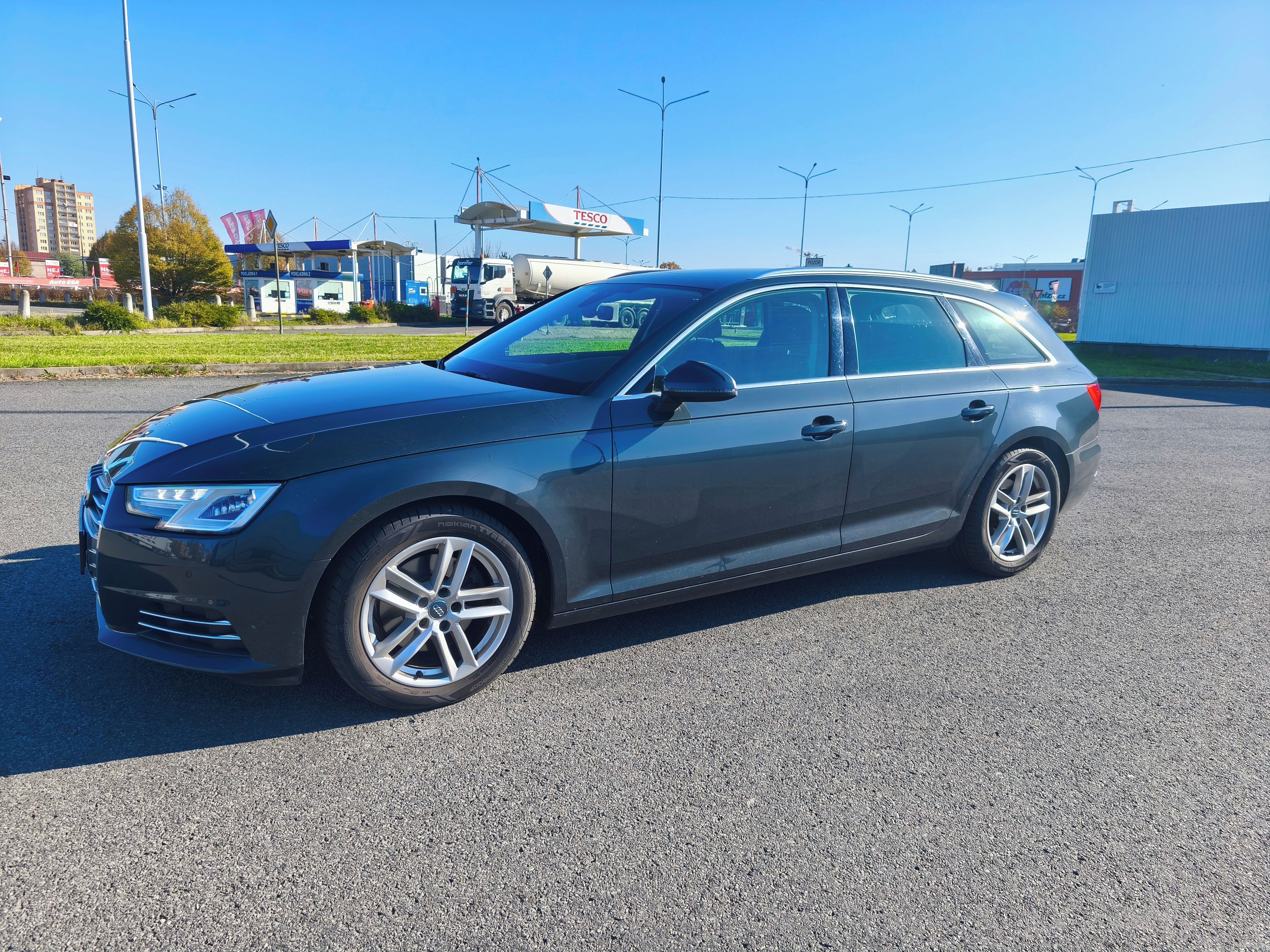 Audi A4 Avant, facelift B9 2.0 TDi 110 kW - fotka 5