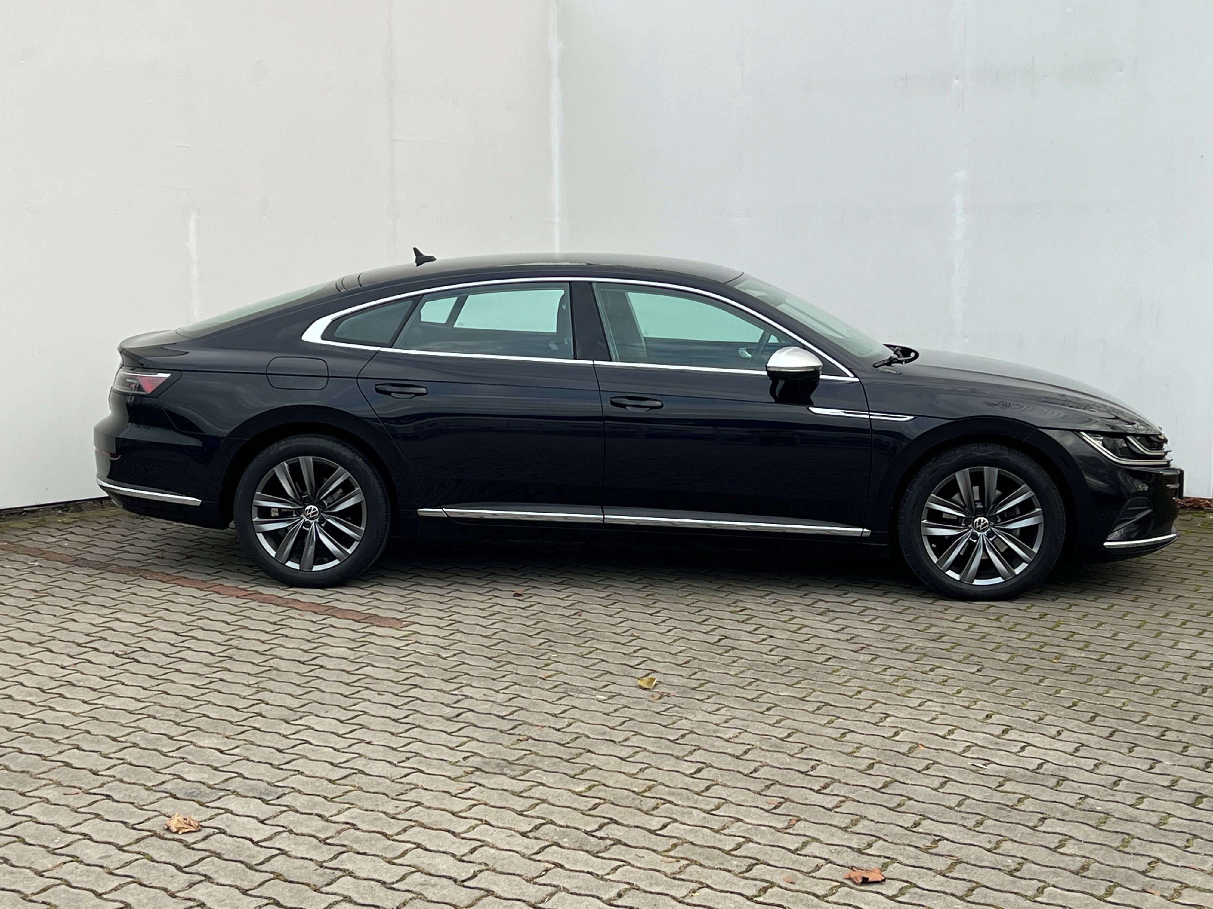 Volkswagen Arteon, 1,5 TSI / 110 kW Elegance - fotka 4