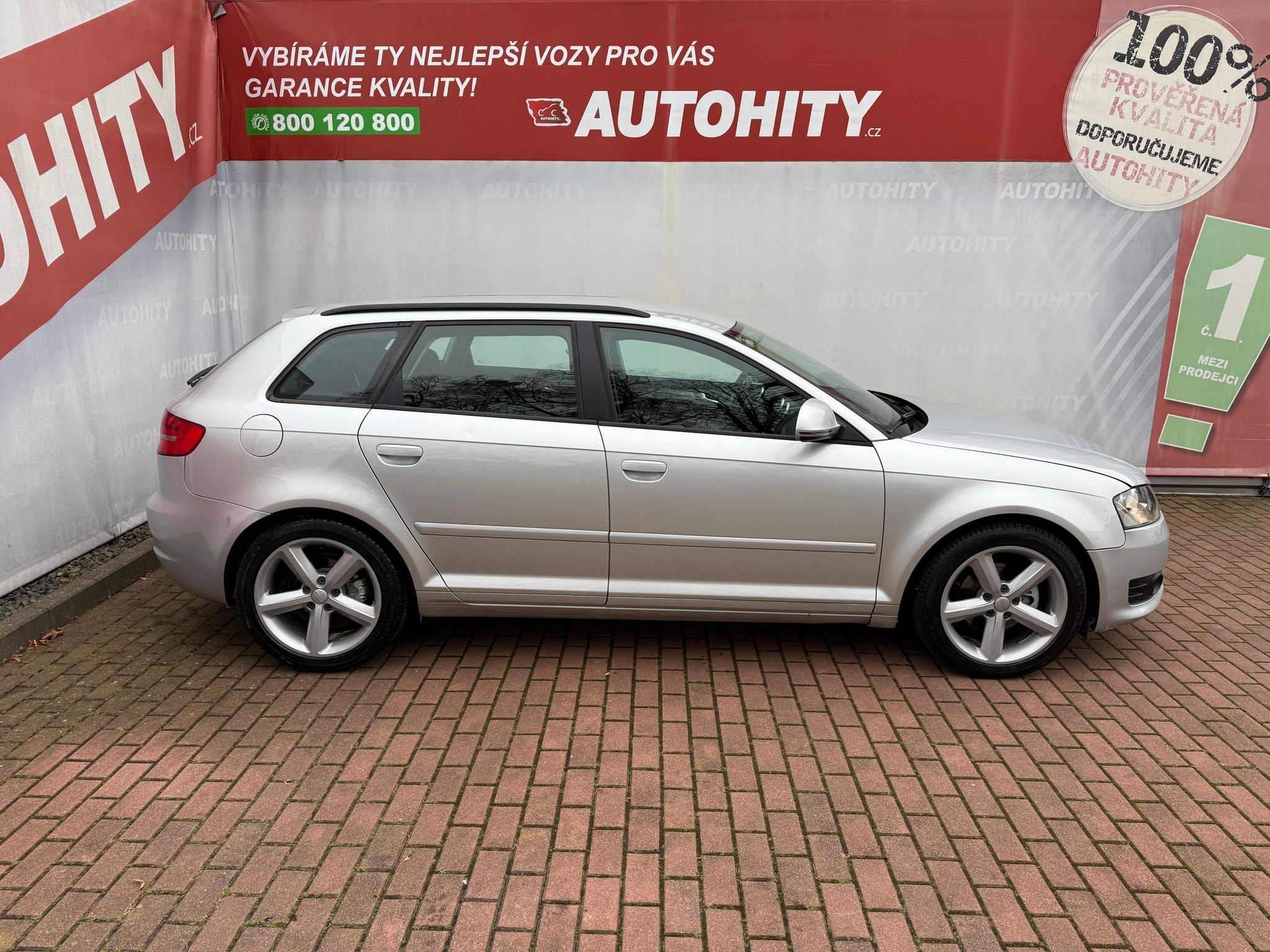 Audi A3, 2.0 TDi, AutoAC - fotka 5