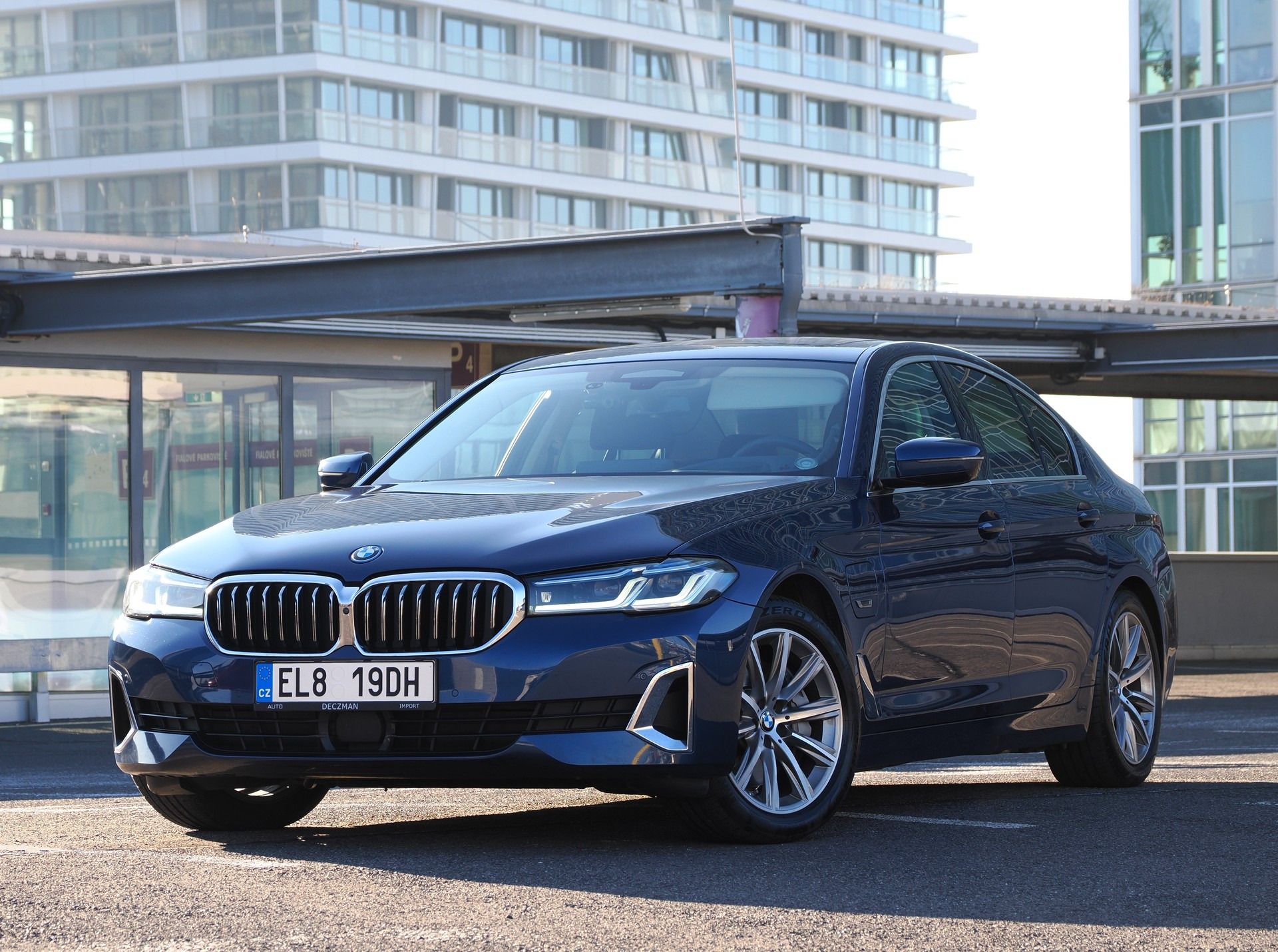BMW Řada 5, 545e xDrive, Luxury, masáž