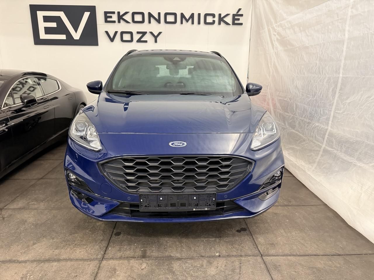 Ford Kuga, 2.5i,PLUG REZERVOVÁNO - fotka 2