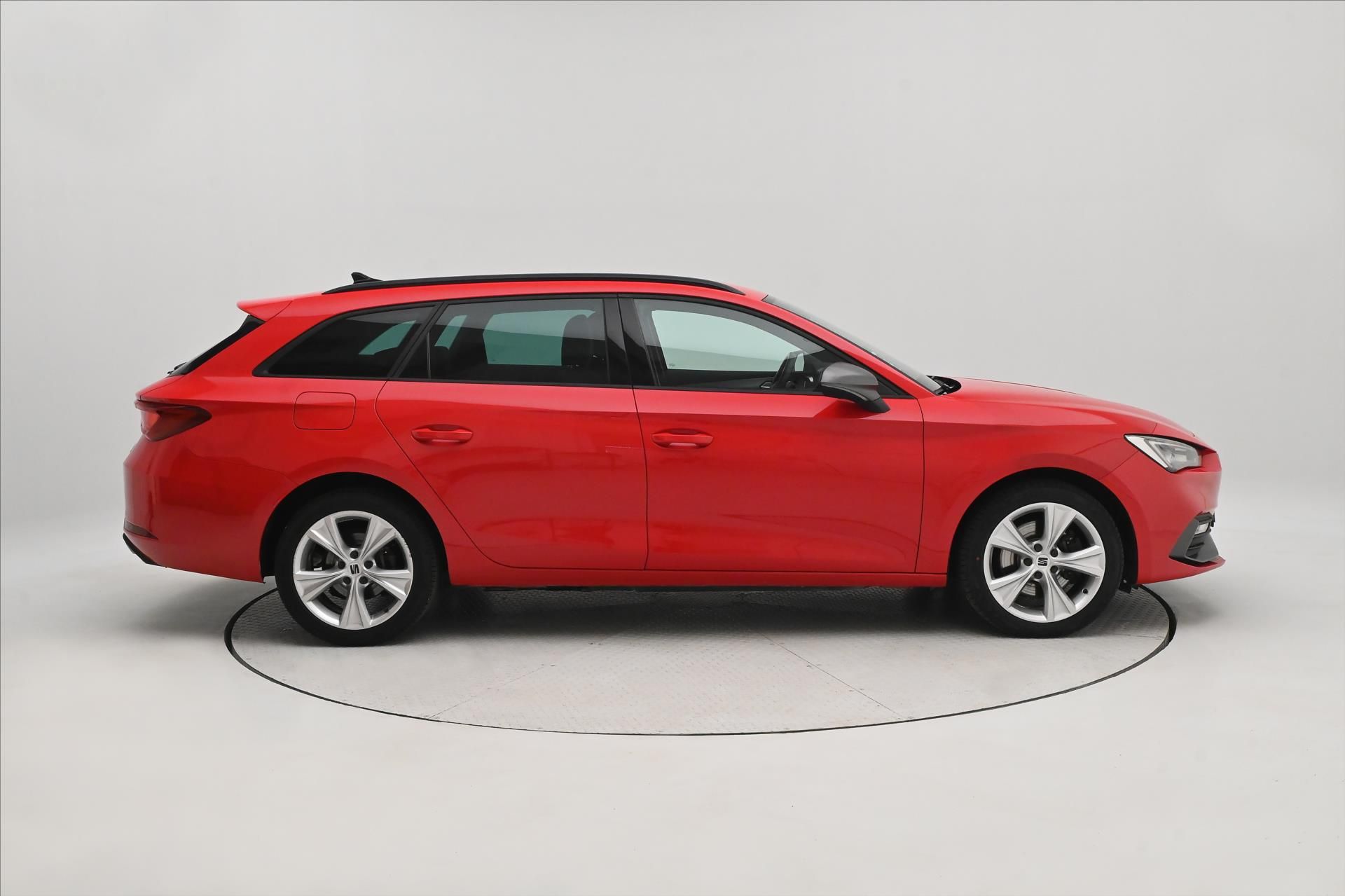 Seat Leon, 1,4 FR TSI 150 kW e-Hybrid Zár - fotka 4