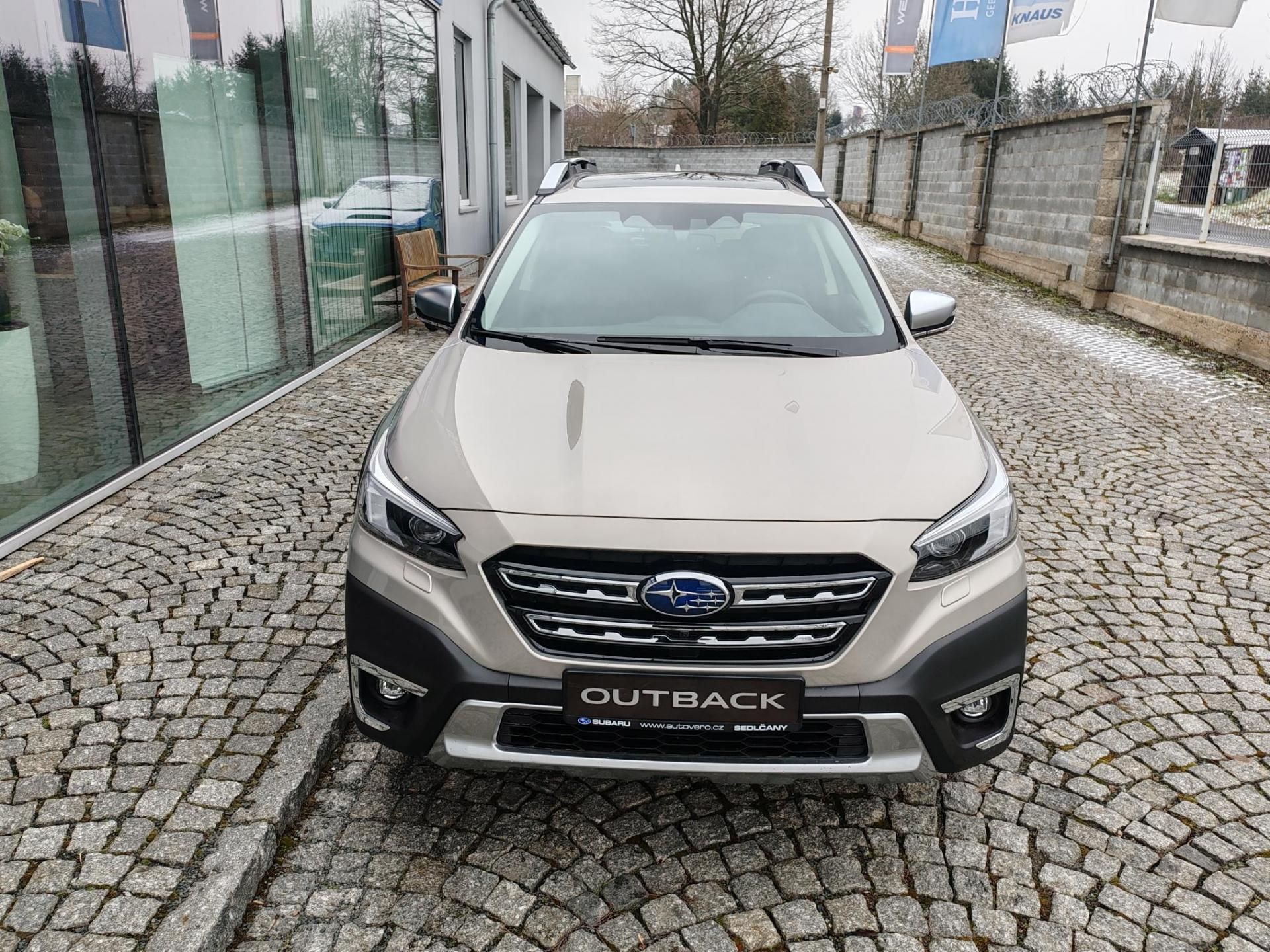 Subaru Outback, 2,5 Touring 4x4 - fotka 3