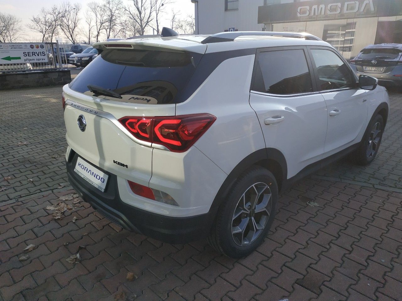 SsangYong Korando, 1.5T, Style+4WD,MT,SKLADEM - fotka 5