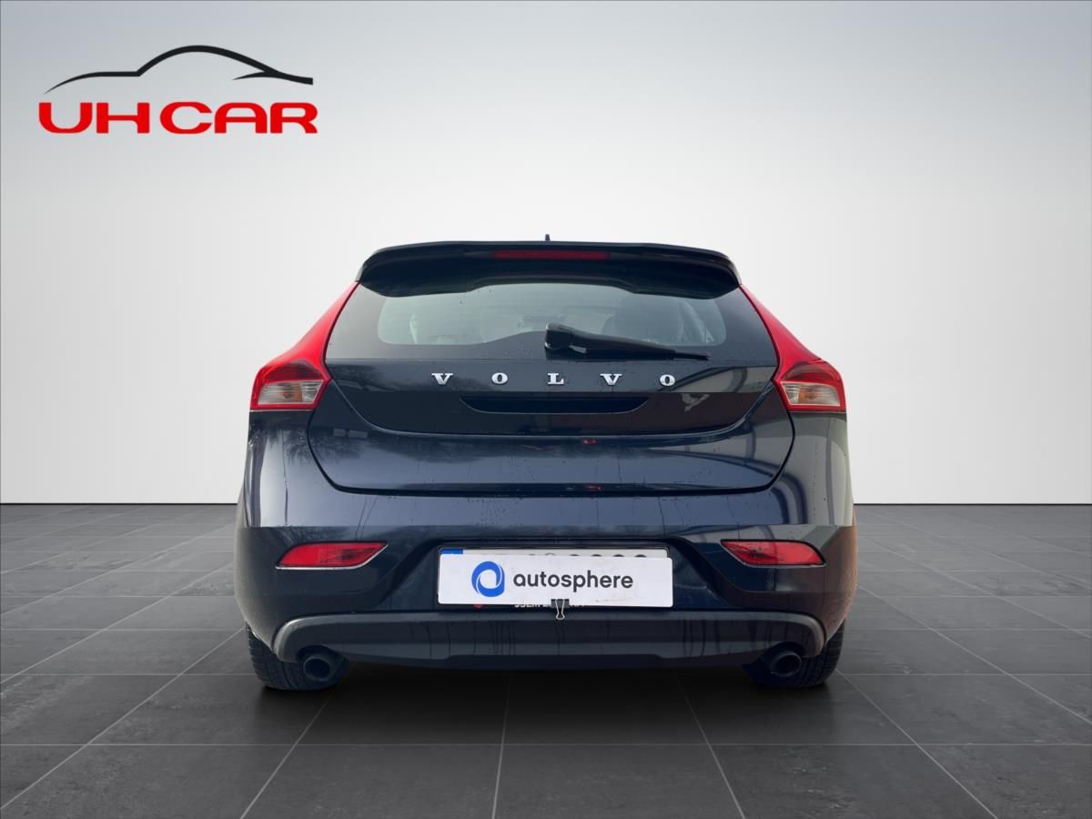 Volvo V40, 2,0 150HP  XENONY, KŮŽE - fotka 6