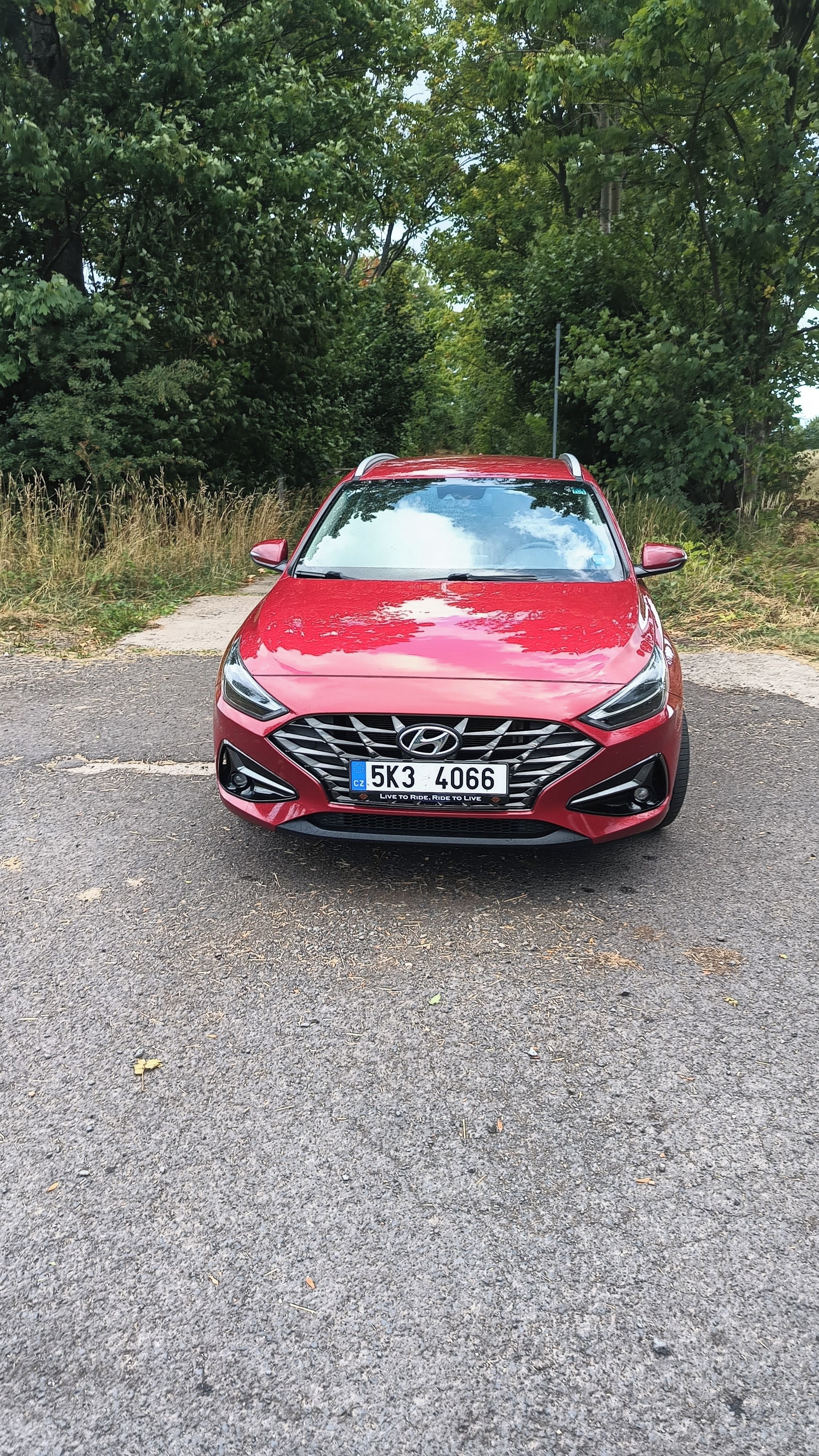 Hyundai i30, 1.5 T-GDI MHEV FAMILY - fotka 3