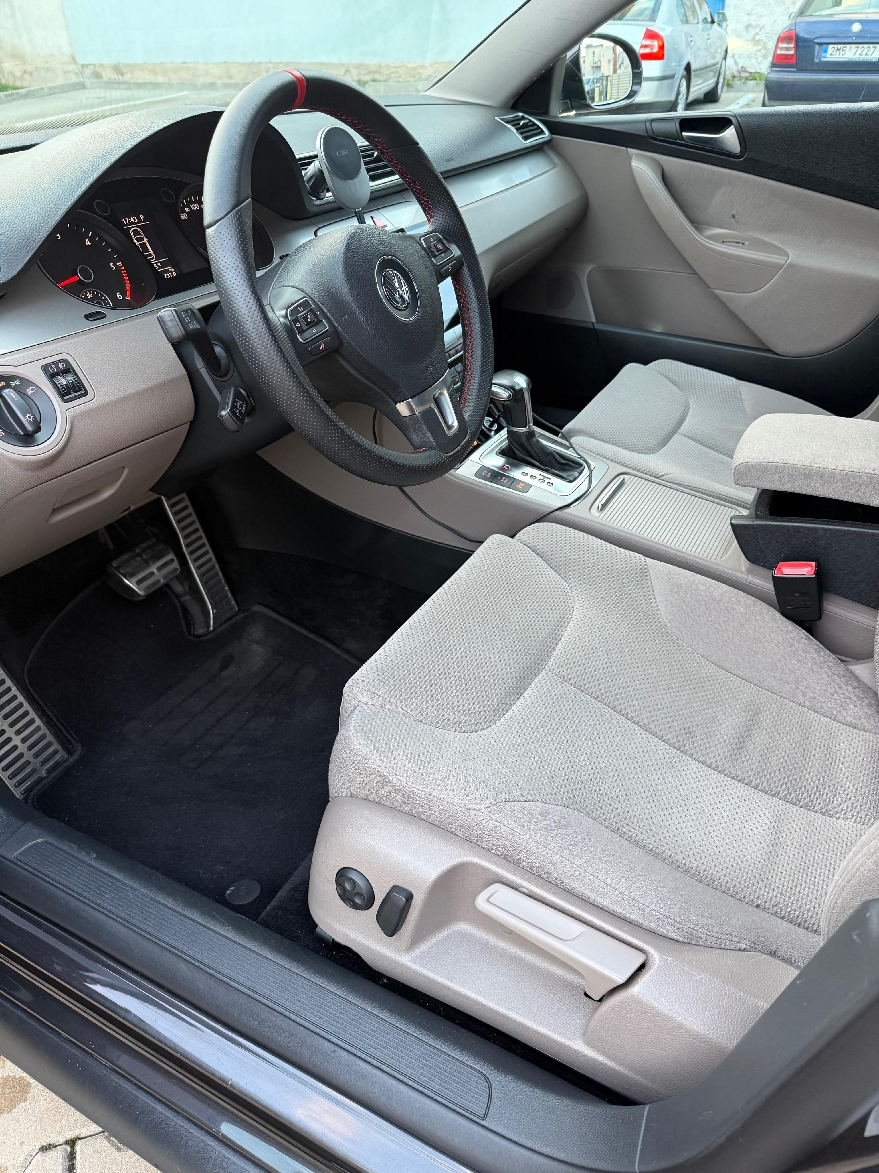 Volkswagen Passat, 2,0 - fotka 2