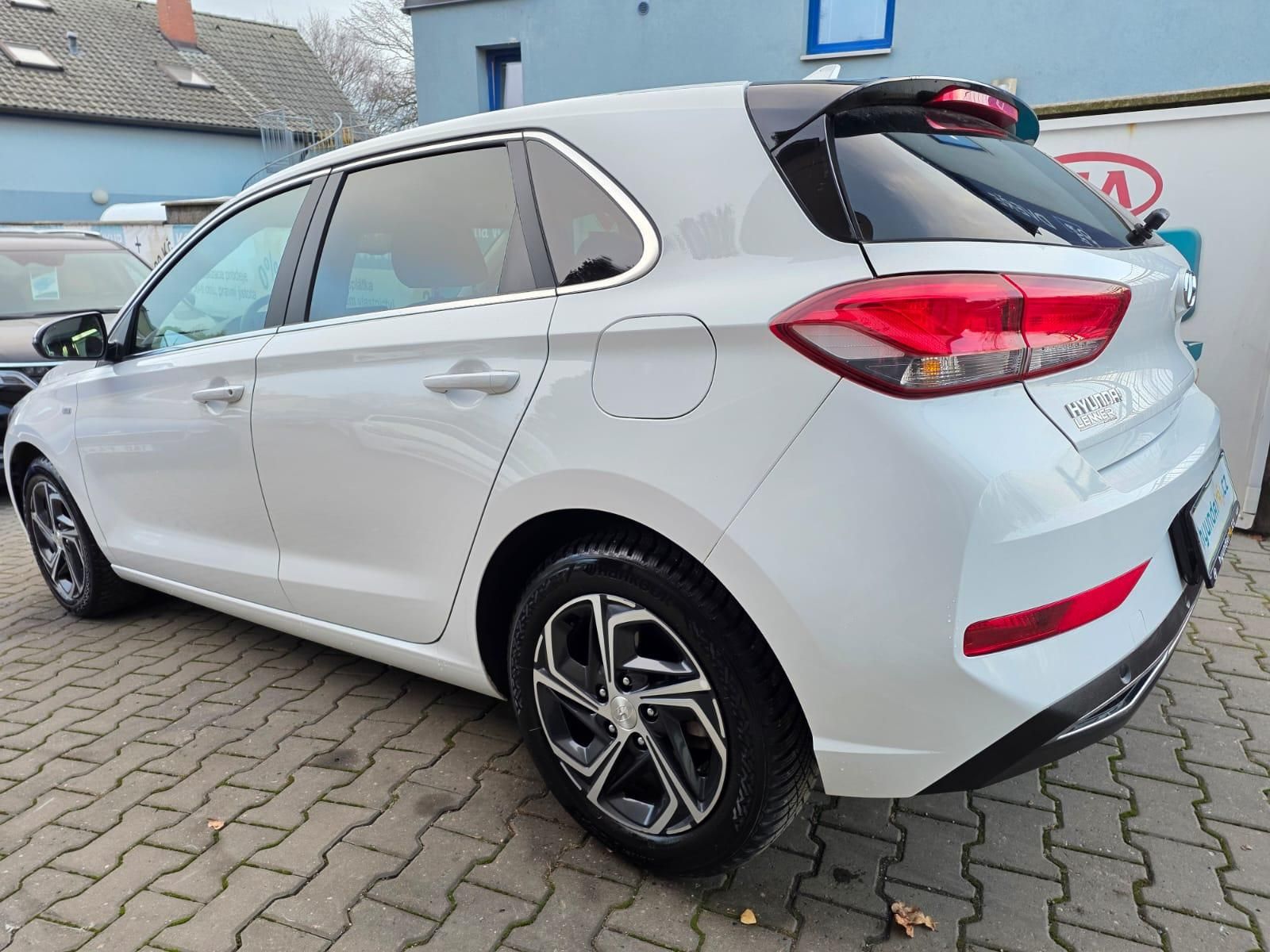 Hyundai i30, 1.5-MHEV-48V-BENZIN-ZÁRUKA - fotka 6