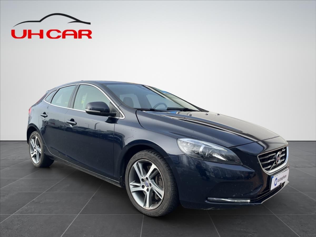 Volvo V40, 2,0 150HP  XENONY, KŮŽE - fotka 3