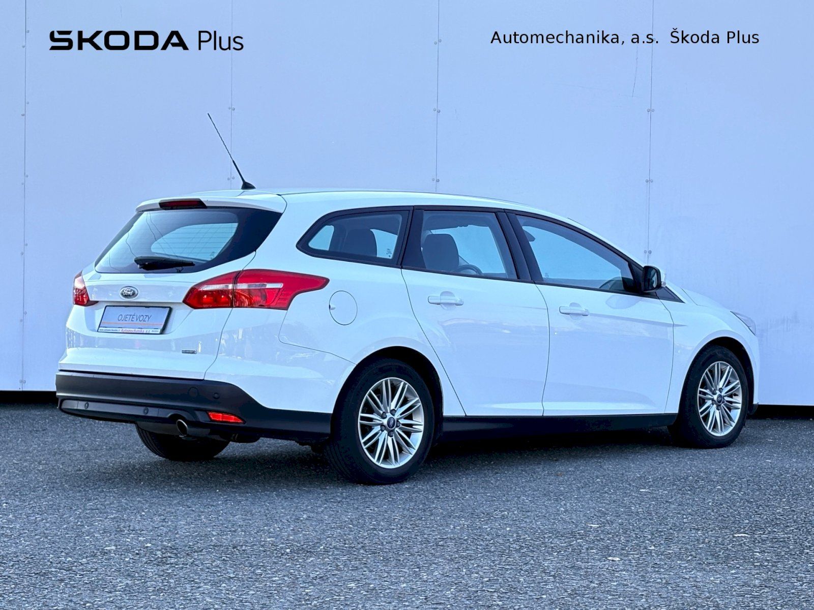 Ford Focus, Combi 1.5 EcoBoost  / 110 kW / - fotka 2
