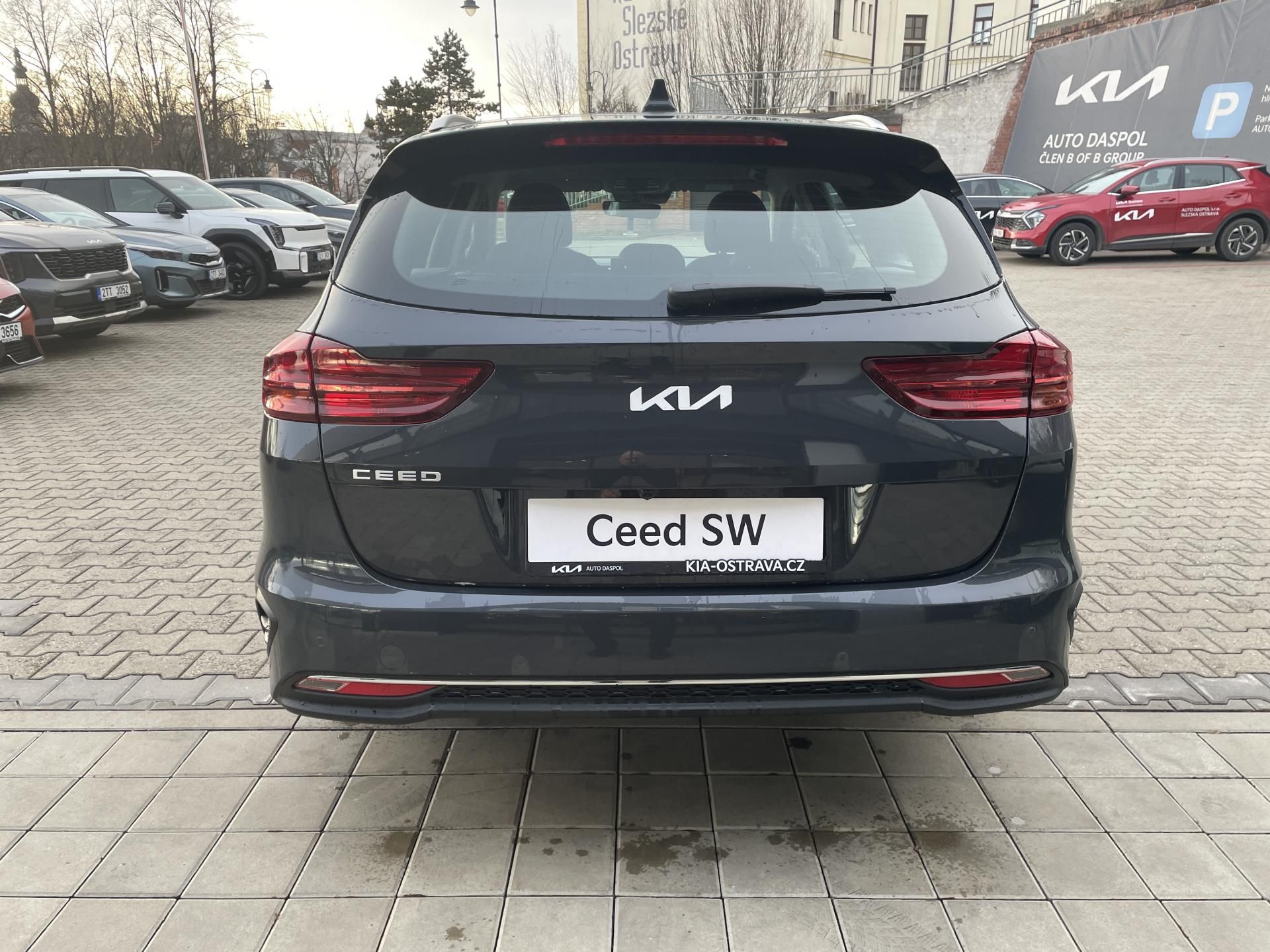 Kia Cee´d, SW 1,5T-GDi  7DCT SPIN "ref" - fotka 4