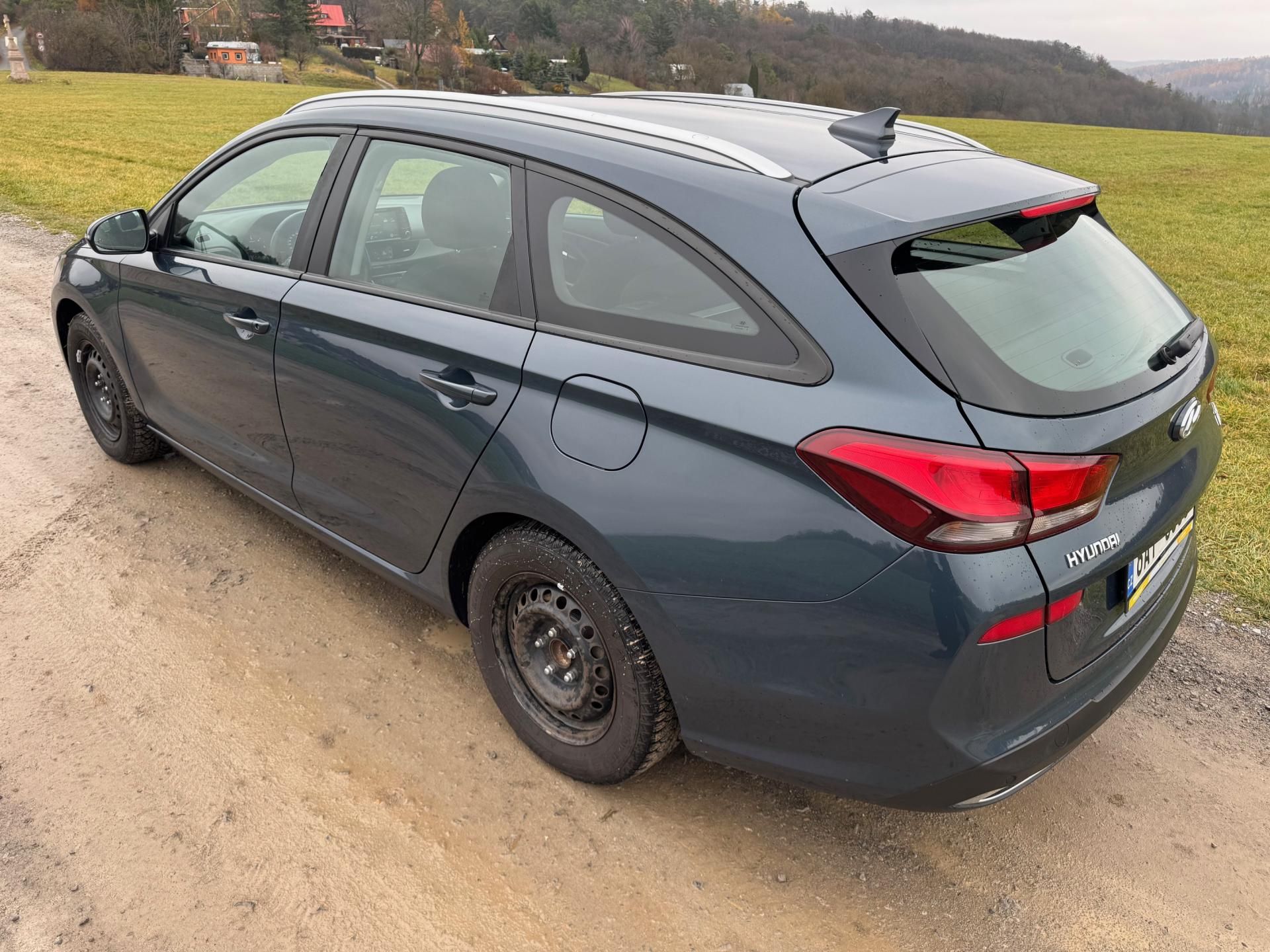 Hyundai i30, 1.6CRDi NOVÝ MODEL ZÁRUKA ČR - fotka 4