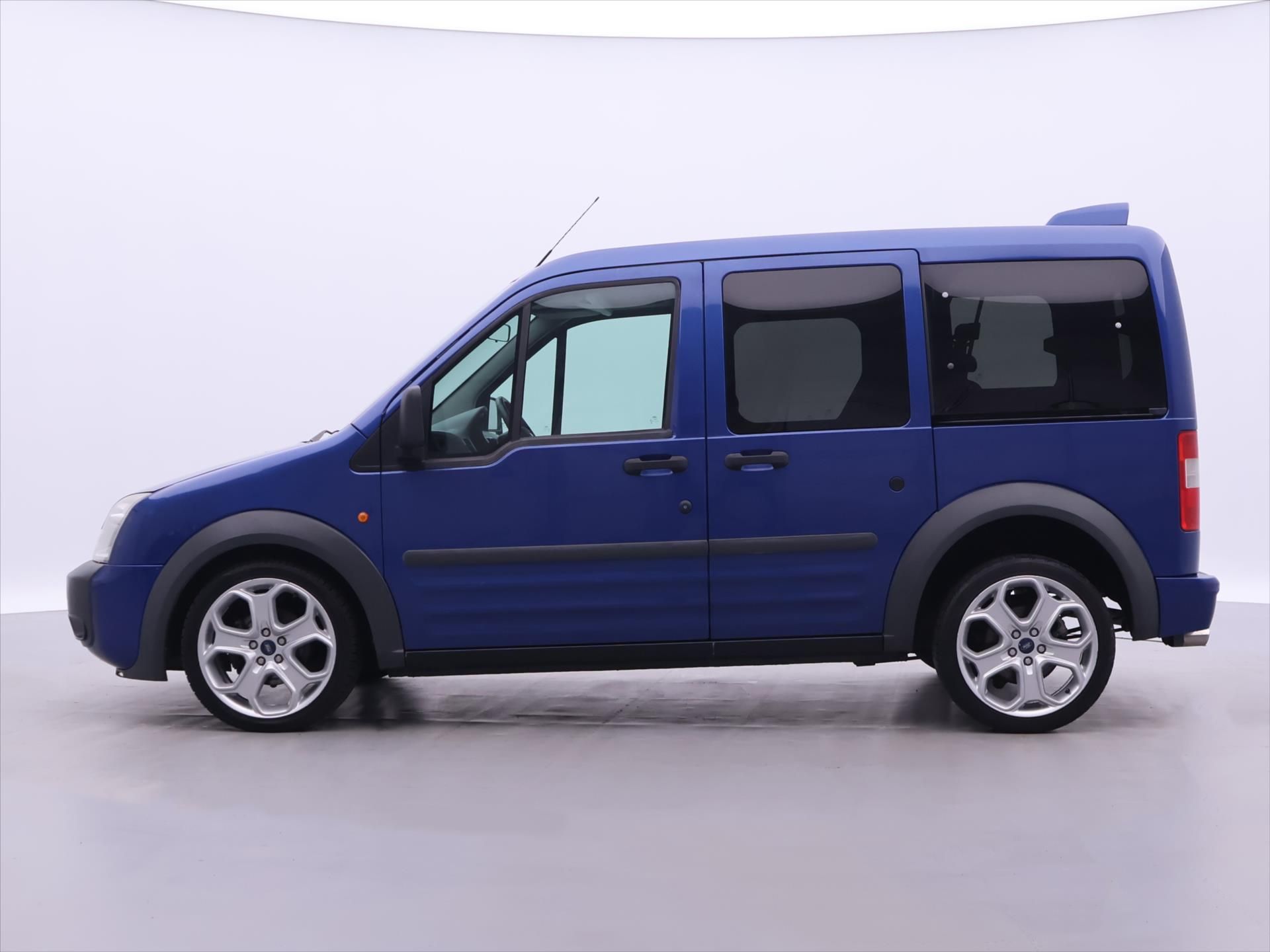 Ford Tourneo Connect, 1,8 TDCi 81kW 110 Sport - fotka 4