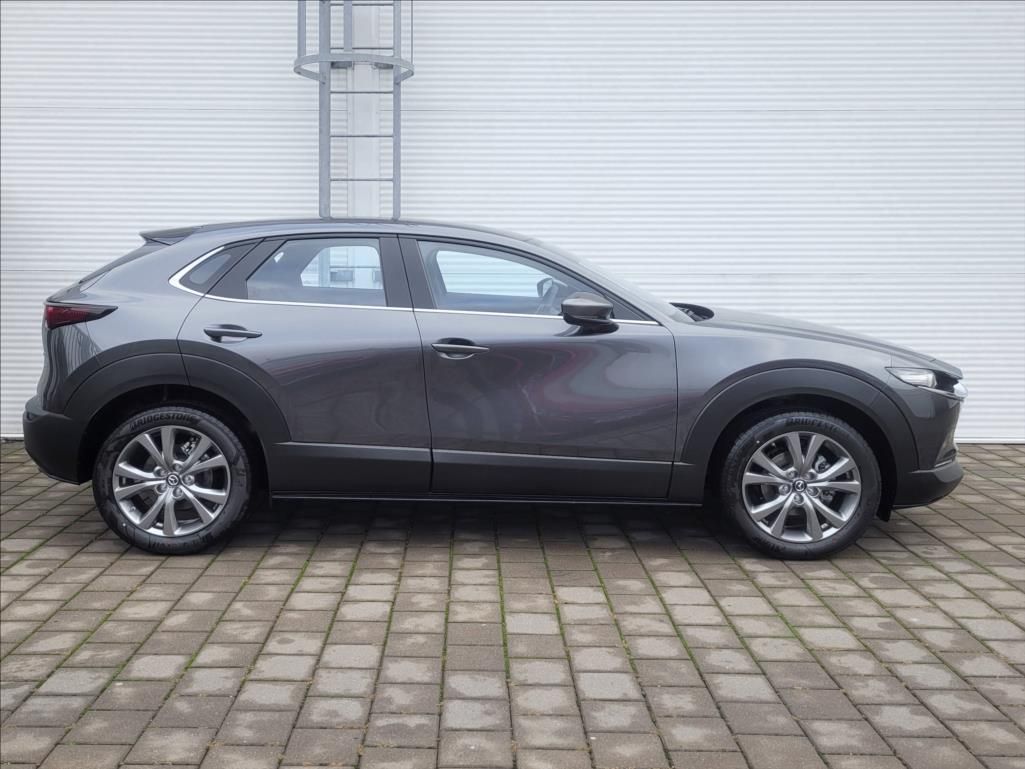 Mazda CX-30, 2,5 e-Skyactiv G140k 6AT 4x2 - fotka 3