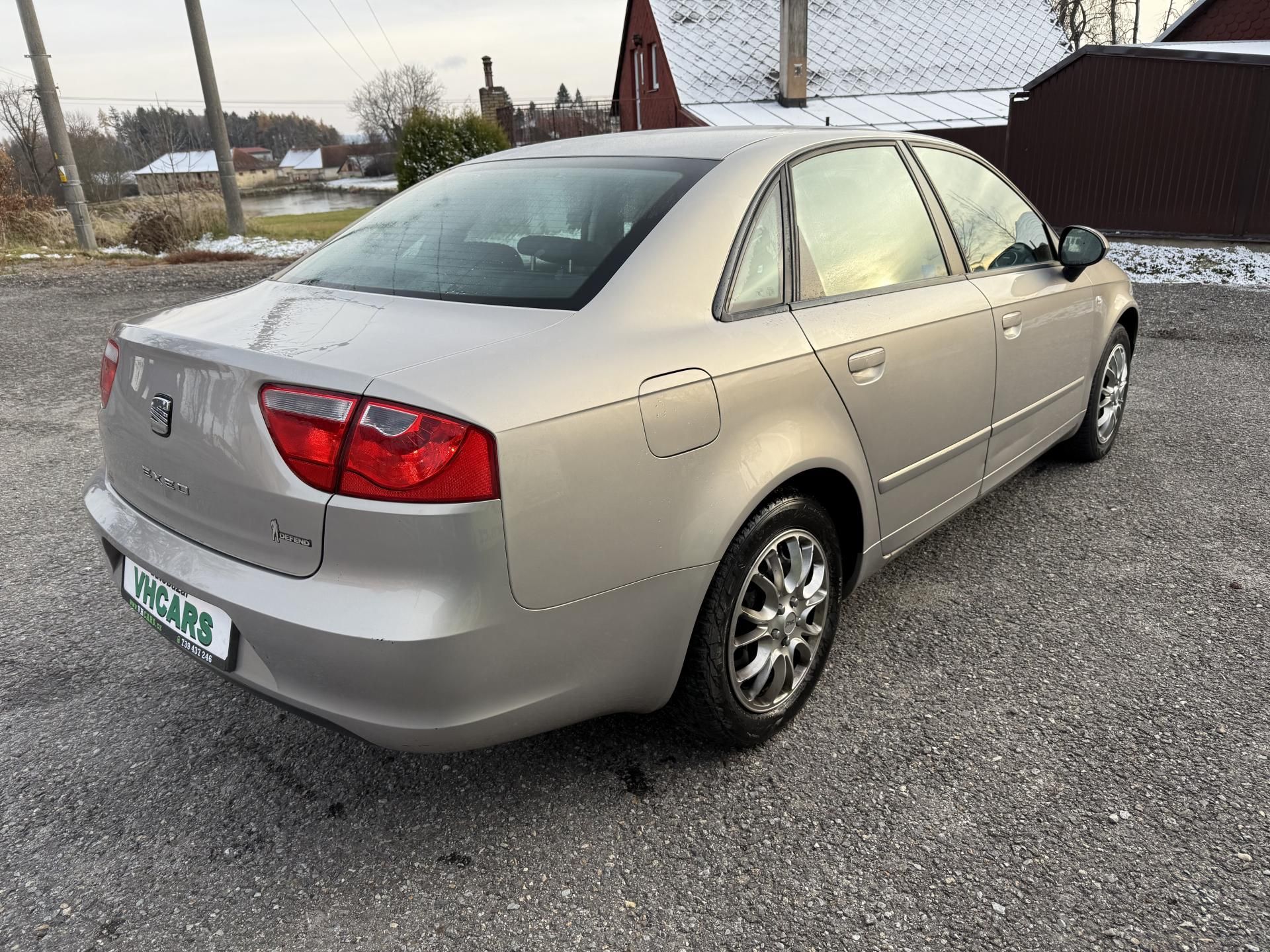 Seat Exeo, 2,0TDI 105kW - fotka 4