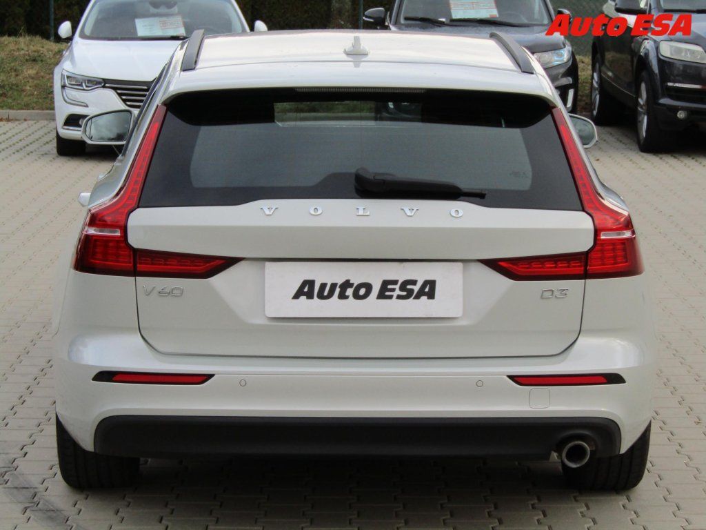 Volvo V60, 2.0 D3,Momentum,AT - fotka 5