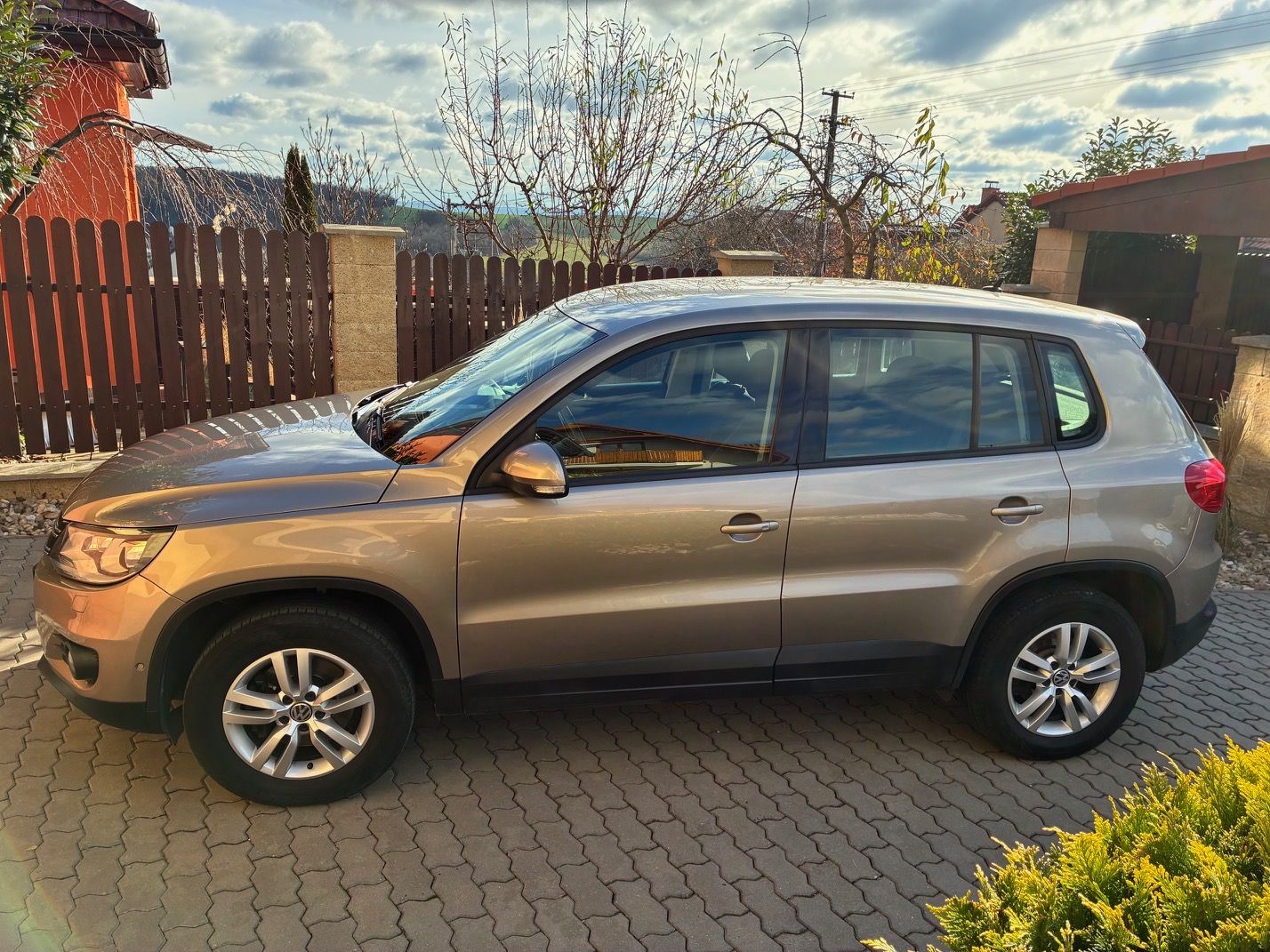 Volkswagen Tiguan - fotka 4
