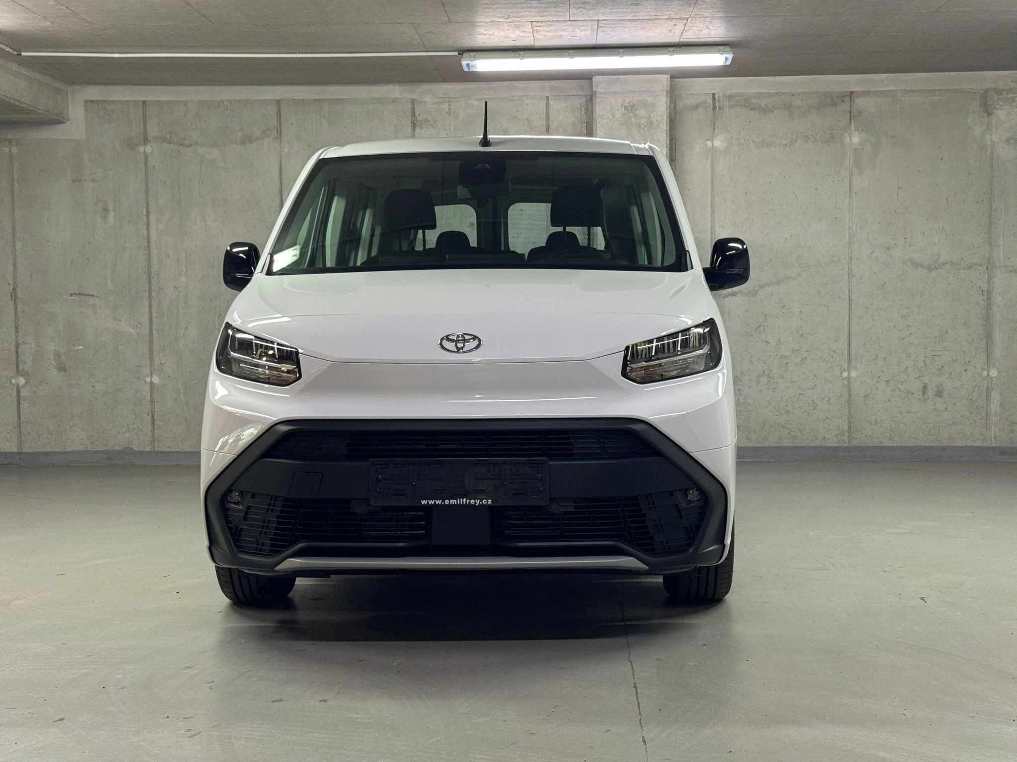 Toyota Proace City Verso, Business 1,5 Long 5 míst - fotka 2