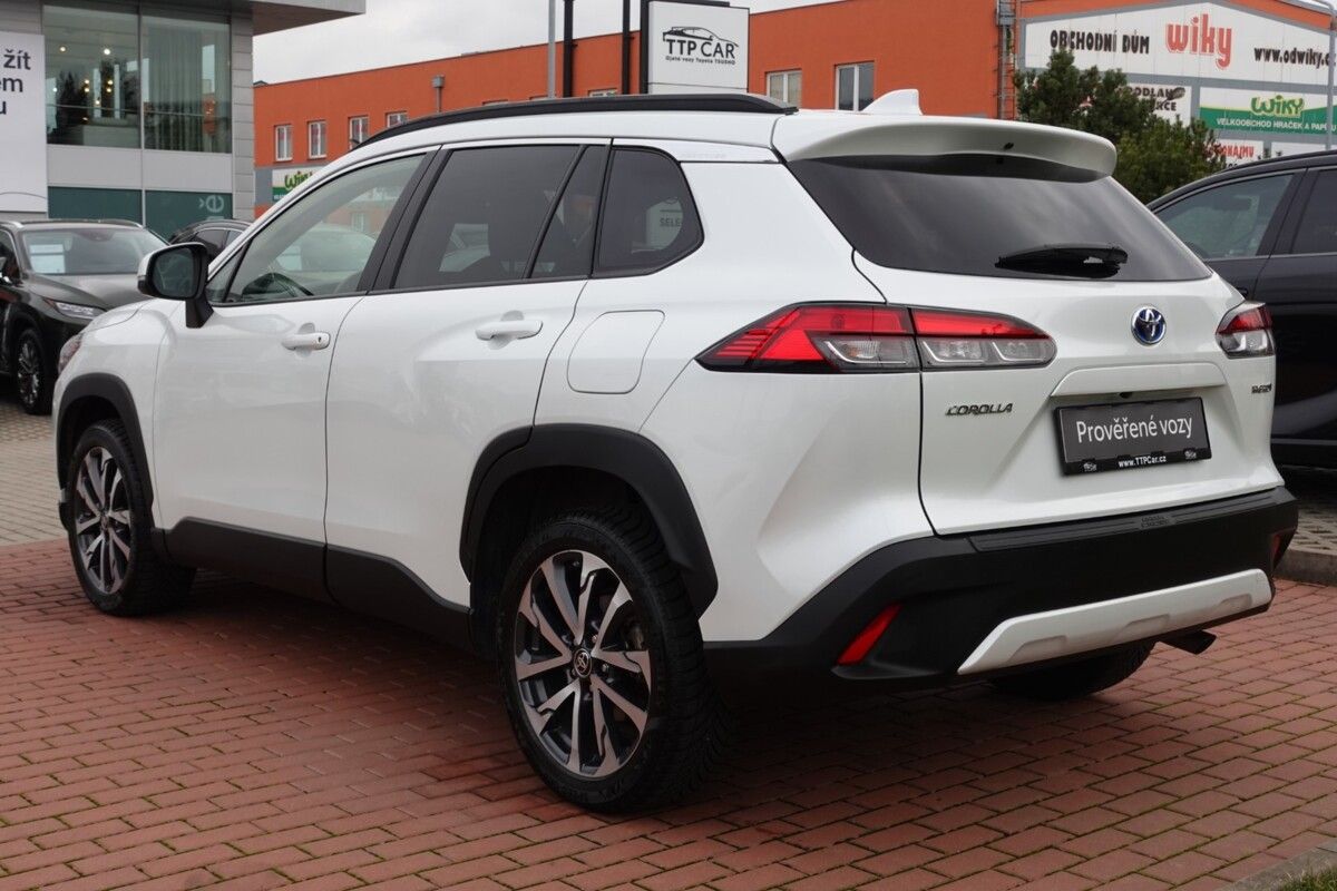 Toyota Corolla Cross, ZLEVNĚNO  2.0HEV Style Tech 4x - fotka 6