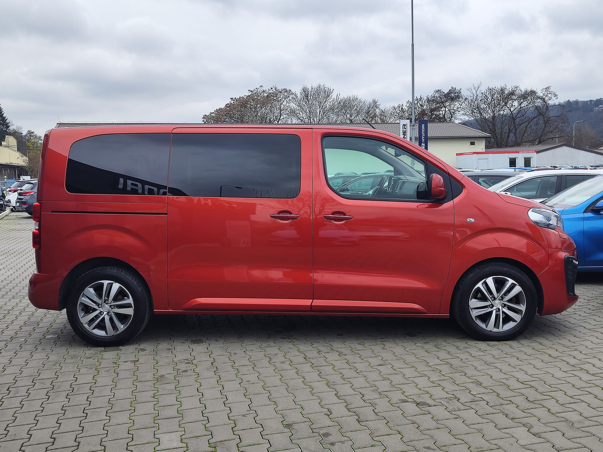 Peugeot Traveller, 2.0 HDI/130kW L2 Bussines AUT - fotka 4