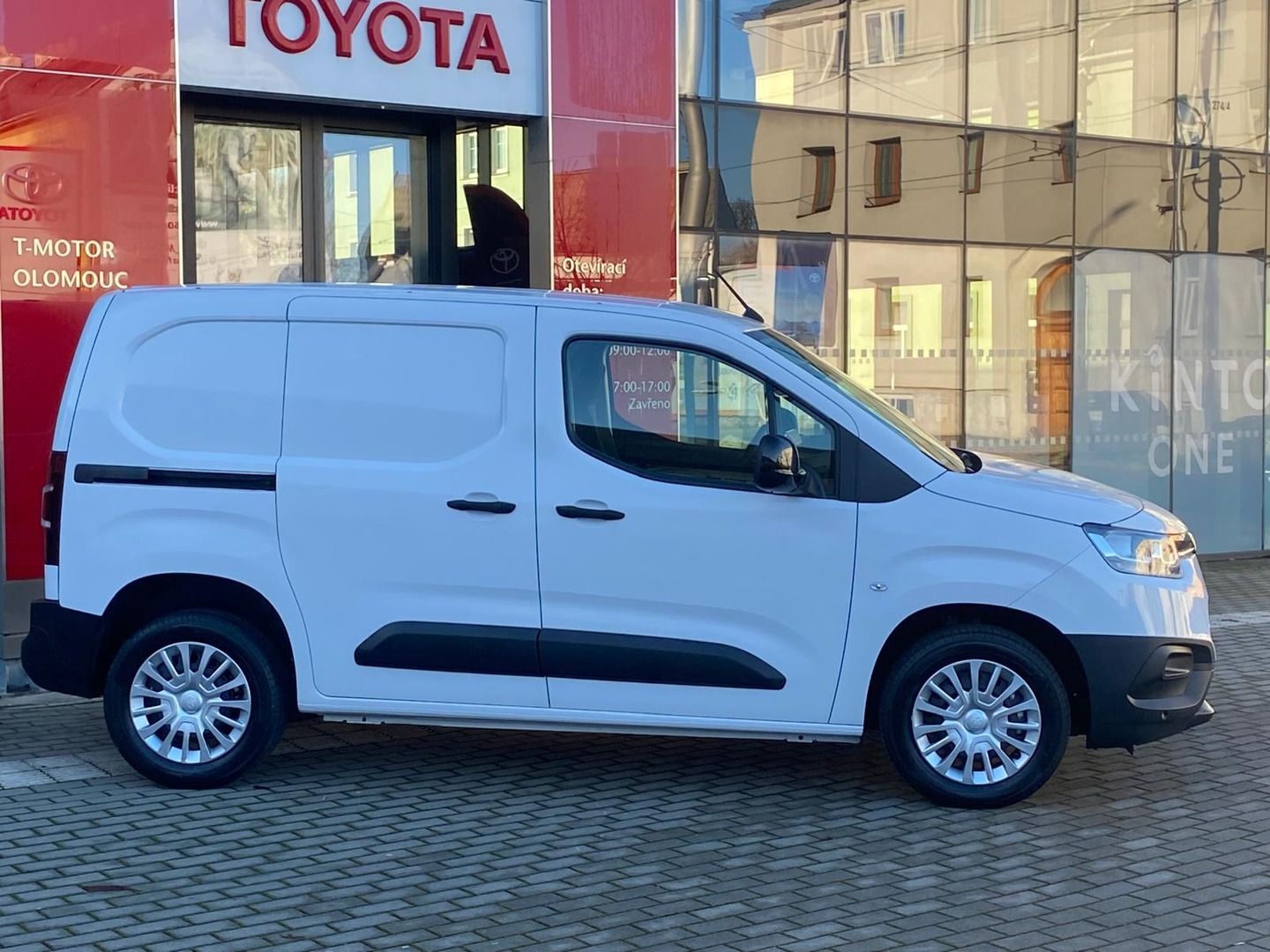 Toyota Proace, 1,5 Comfort - fotka 6