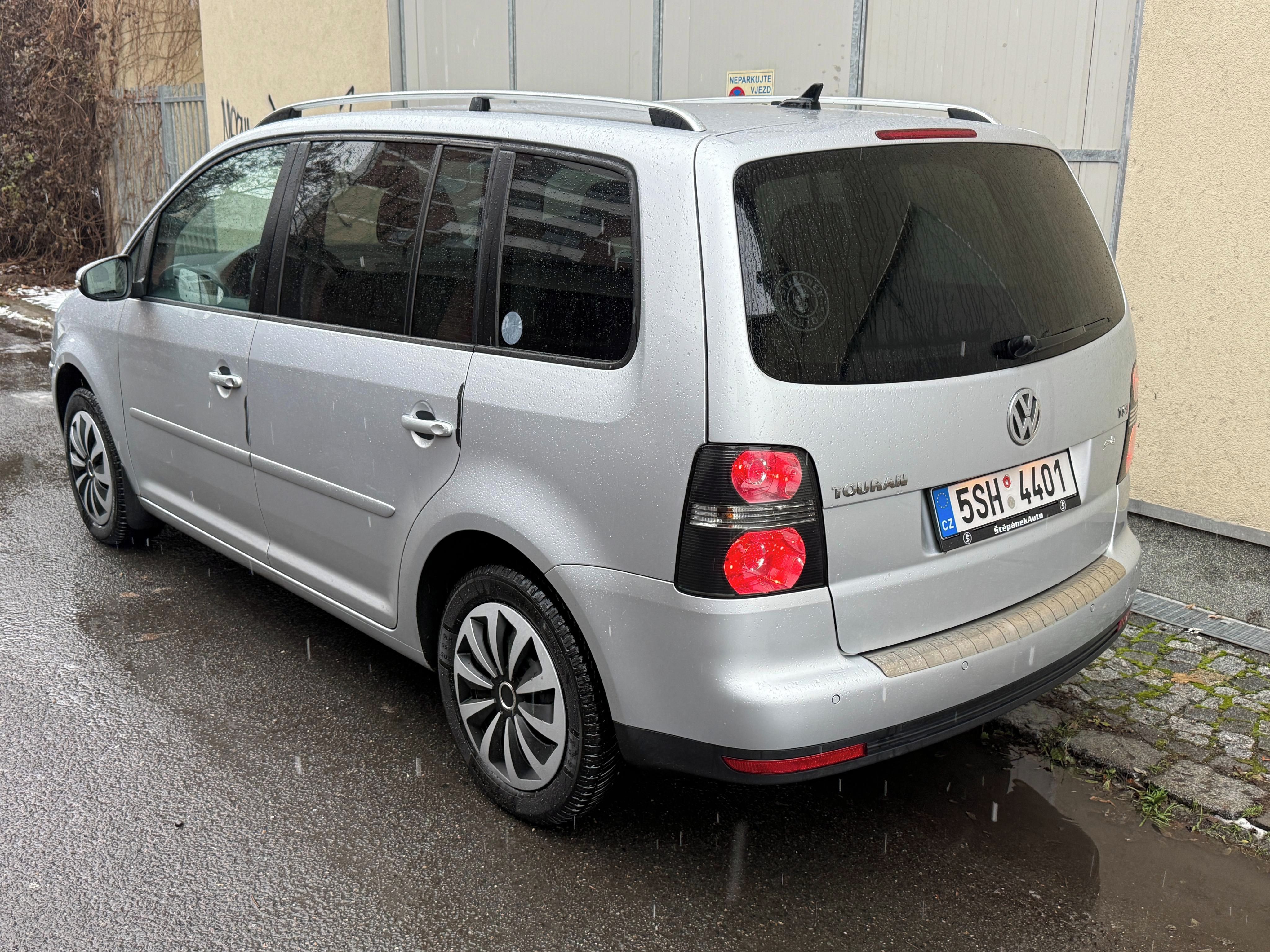 Volkswagen Touran, 1.4TSI, 103kw - fotka 3