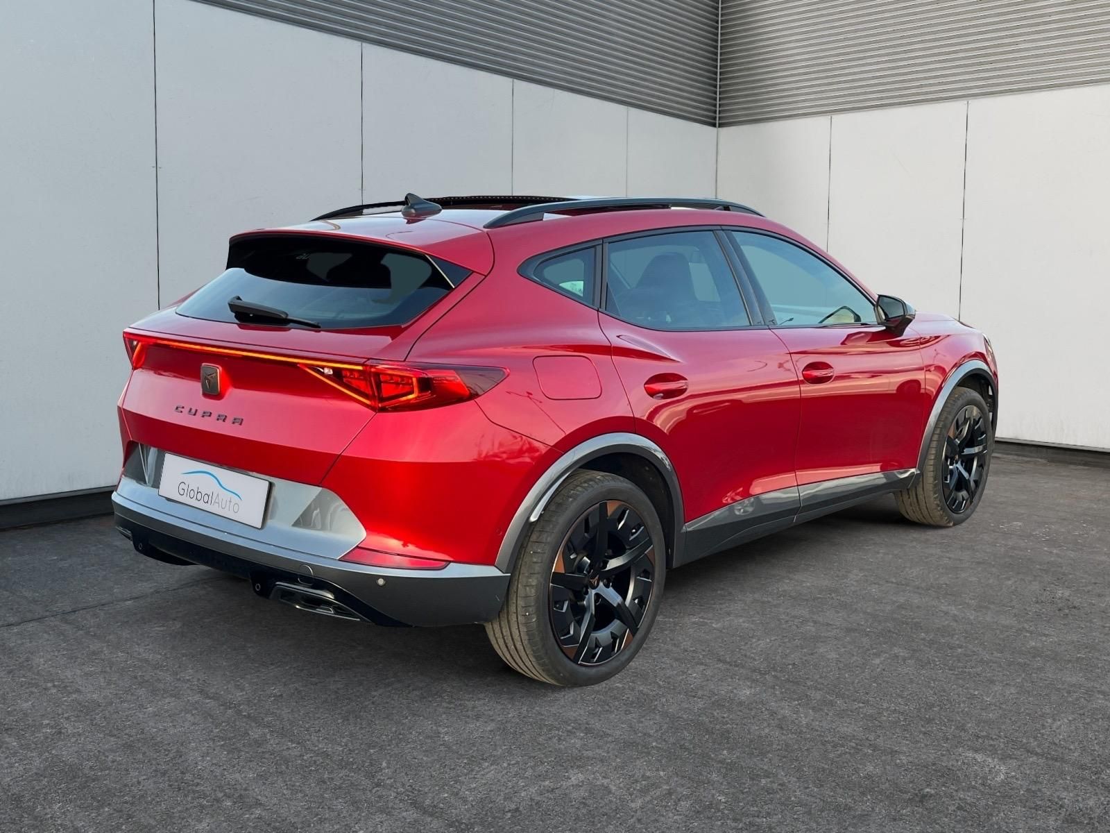 Cupra Formentor, 2.0TSI 140kW 4x4 DSG PANO CZ - fotka 5