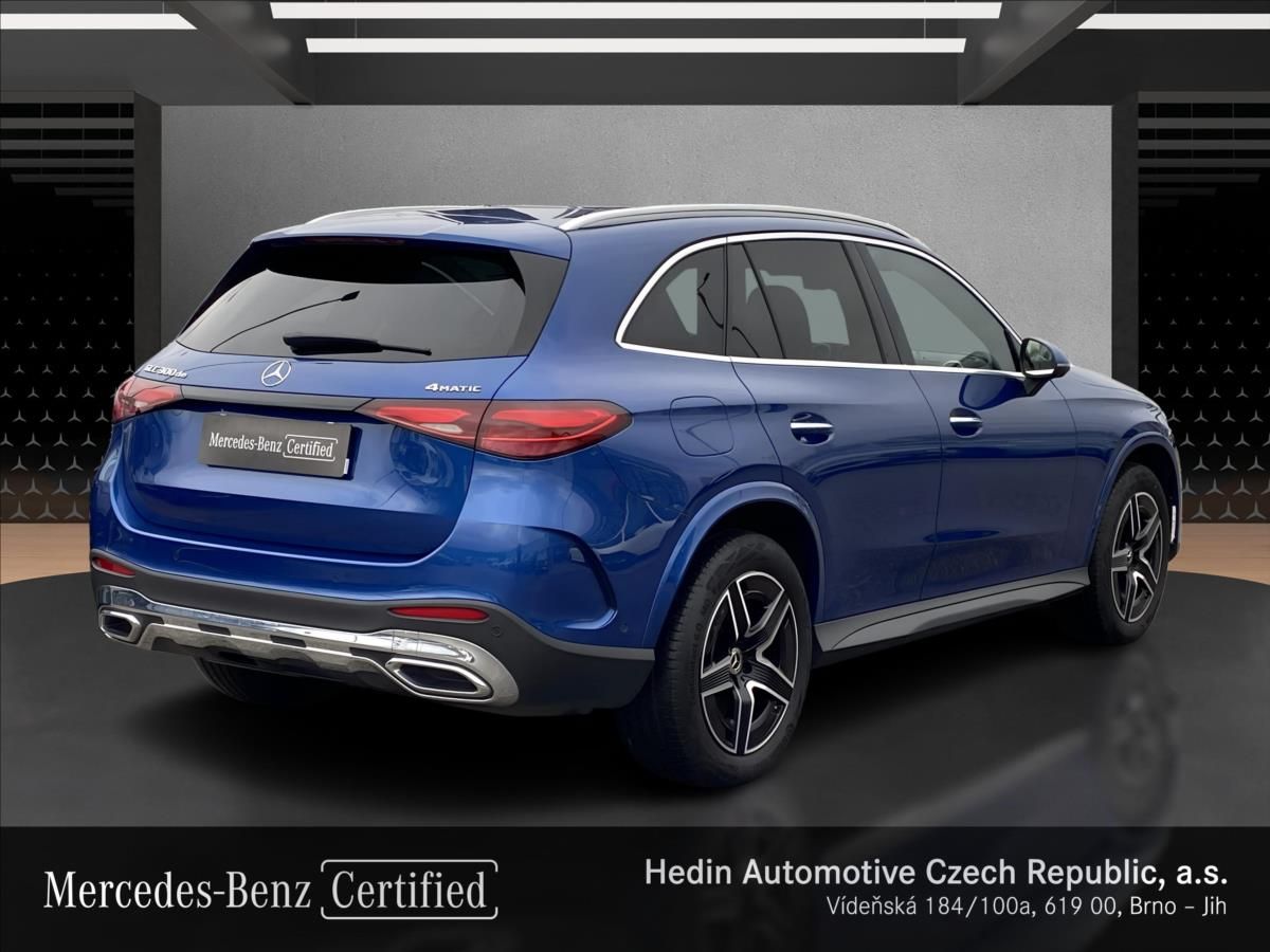 Mercedes-Benz GLC, 300 de 4M AMG - hybrid - fotka 5