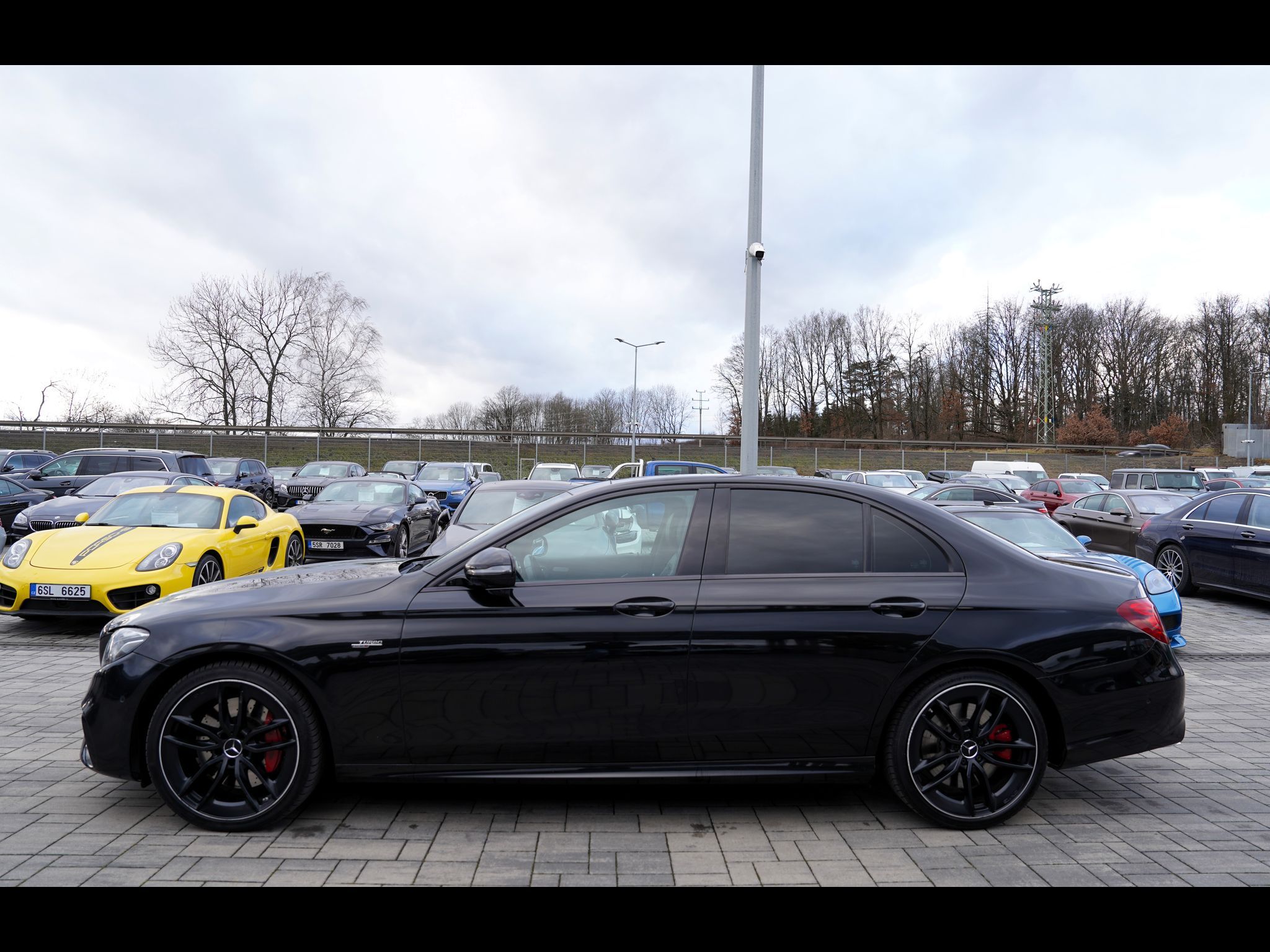 Mercedes-Benz Třídy E, E 53 AMG 4Matic+/440PS - fotka 3
