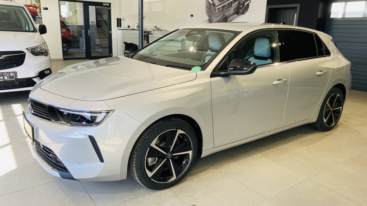 Opel Astra, Elegance HB 1.6 PHEV 132kW/180