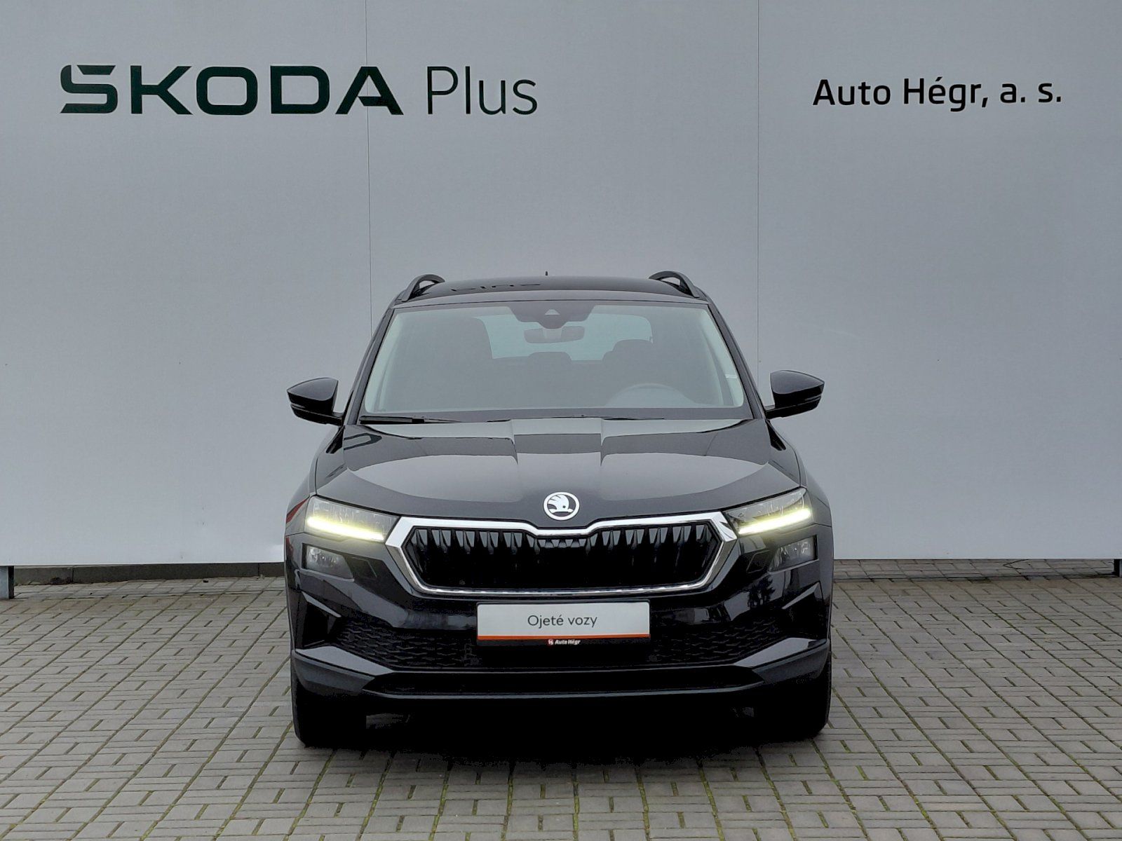 Škoda Karoq, SELECTION 1,5 TSI 110 kW - fotka 4
