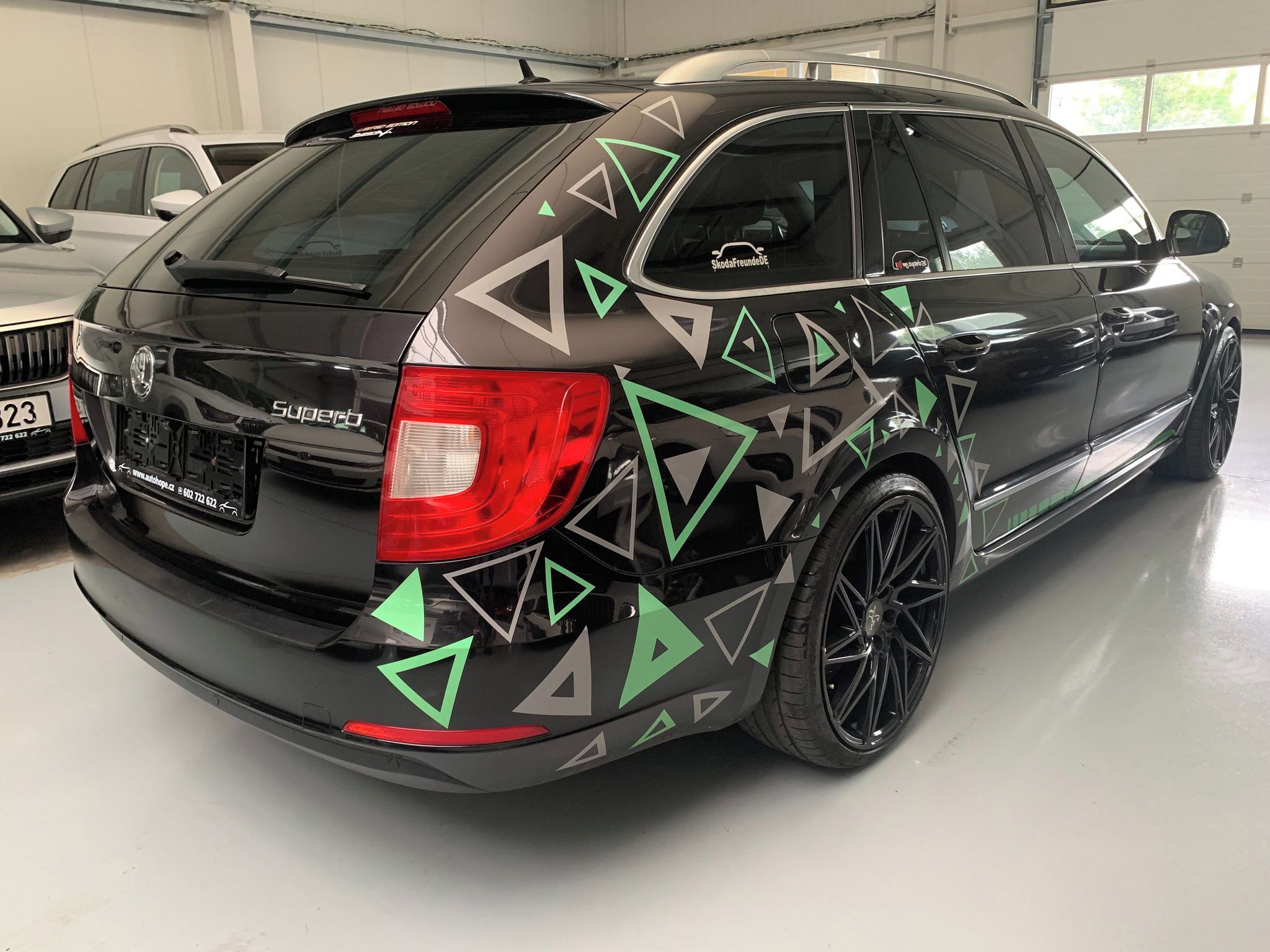 Škoda Superb, combi 1.8 TSI Ambition - fotka 6