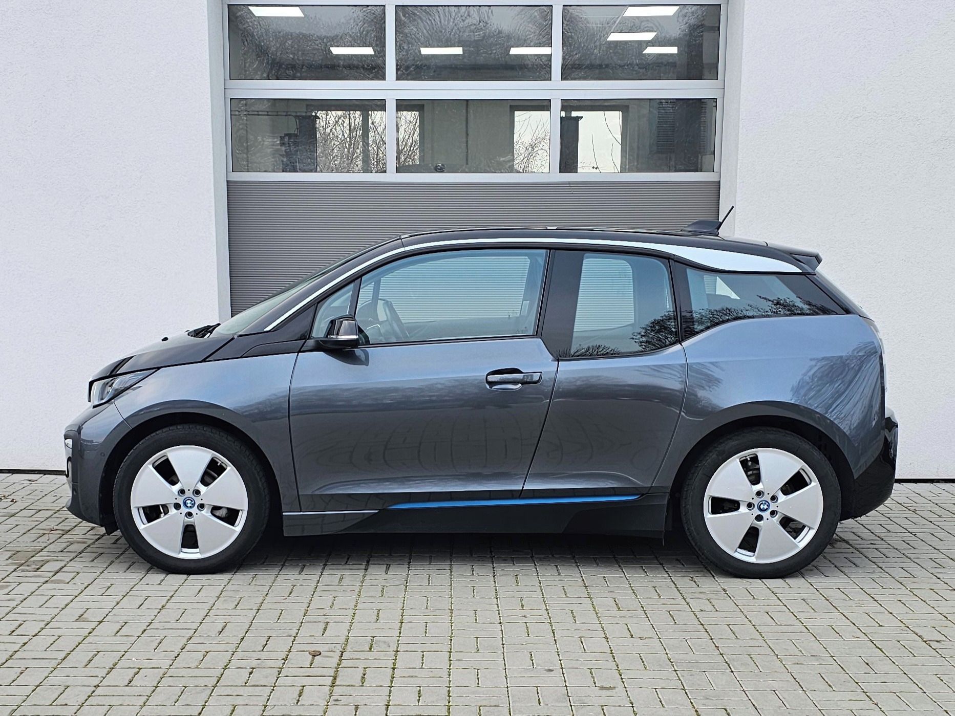 BMW i3, 120Ah, SoH 100% - fotka 3