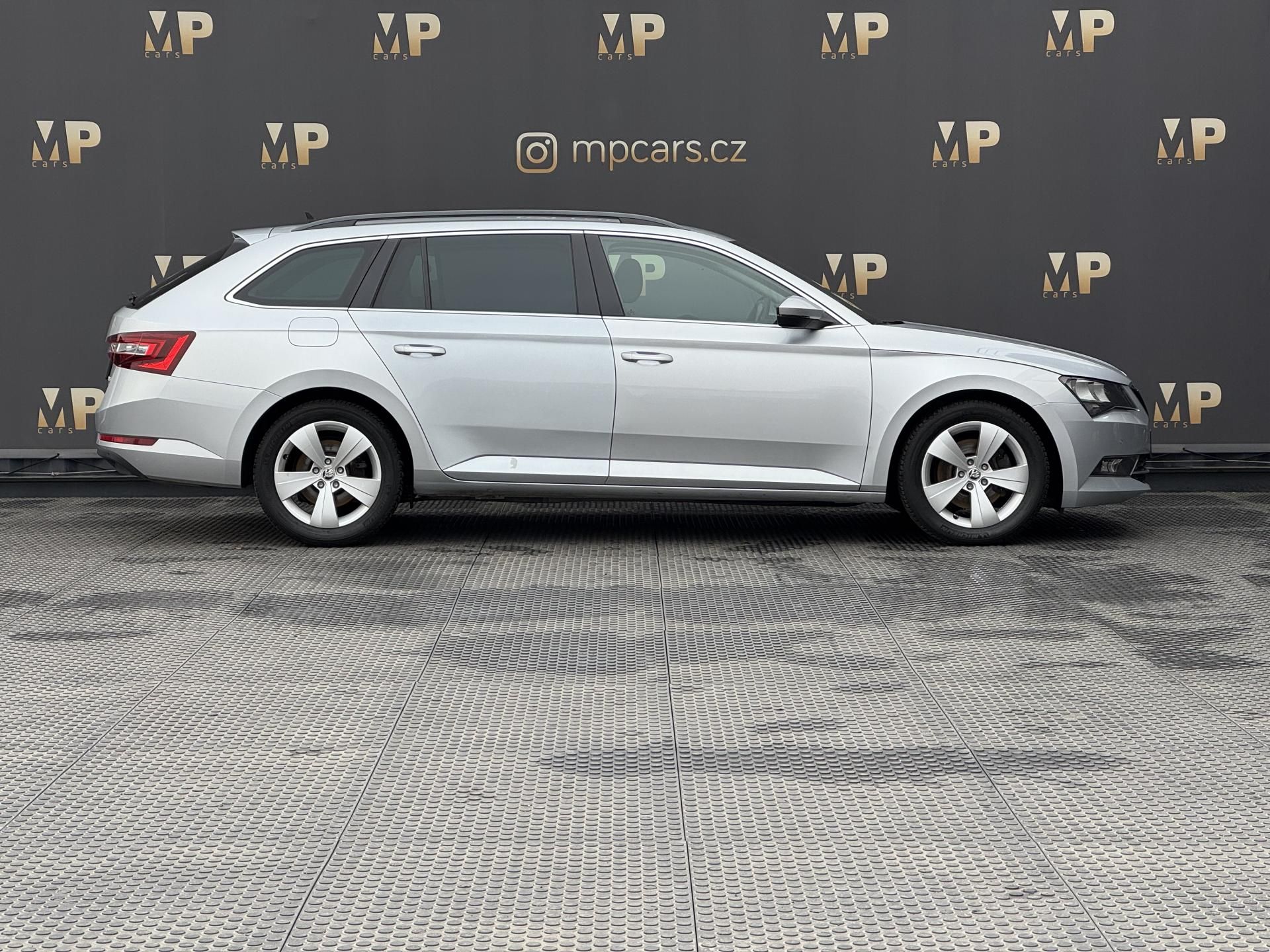 Škoda Superb, III 1.6TDi 88kW MAN, Ambition+ - fotka 4