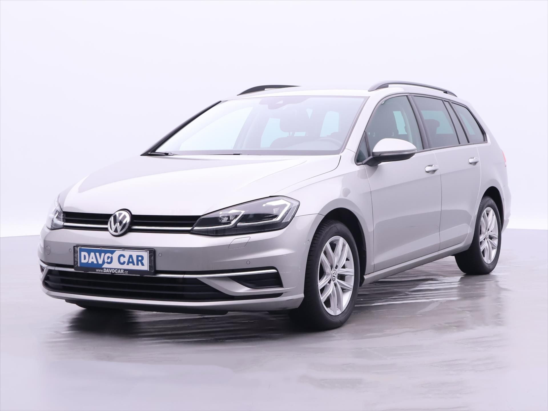 Volkswagen Golf, 1,6 TDI LED Tažné DPH 1.Maj. - fotka 3