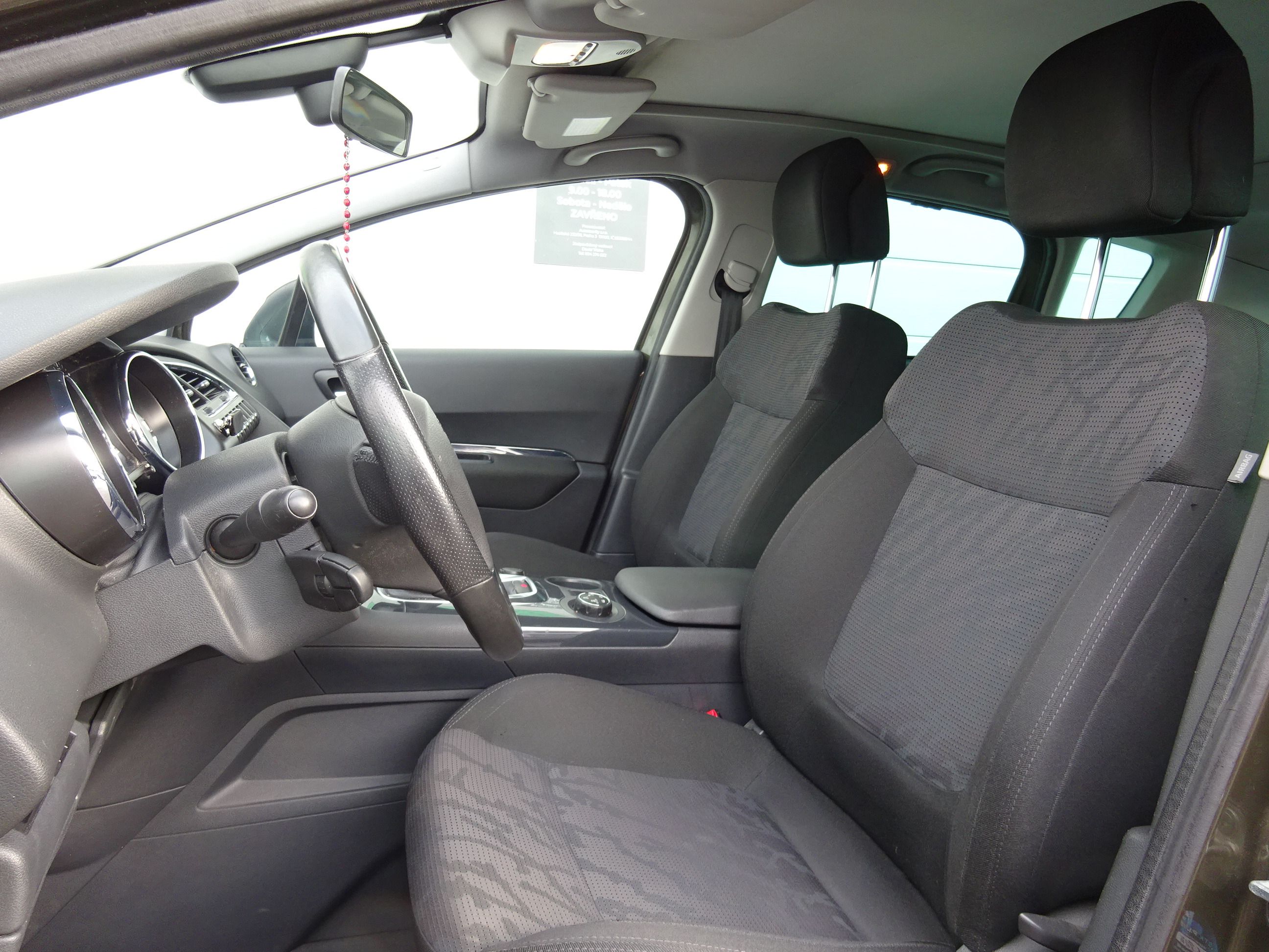 Peugeot 3008, 1.6i 16V - fotka 6