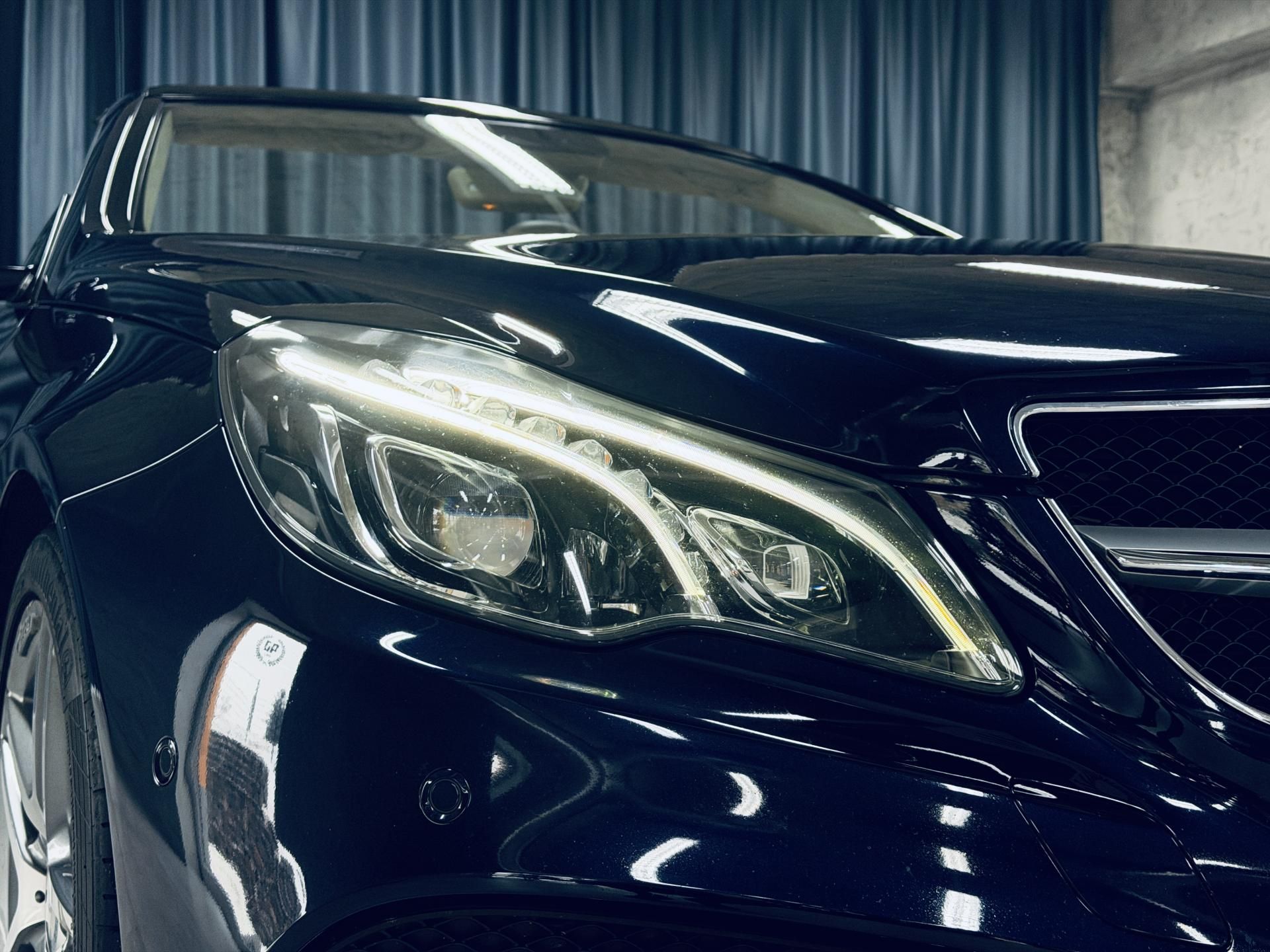 Mercedes-Benz Třídy E, 350*AMG*CABRIO*360*HARMAN*TOP - fotka 4