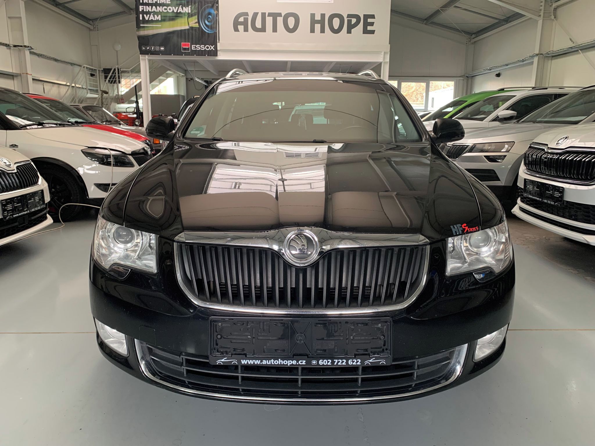 Škoda Superb, combi 1.8 TSI Ambition - fotka 2
