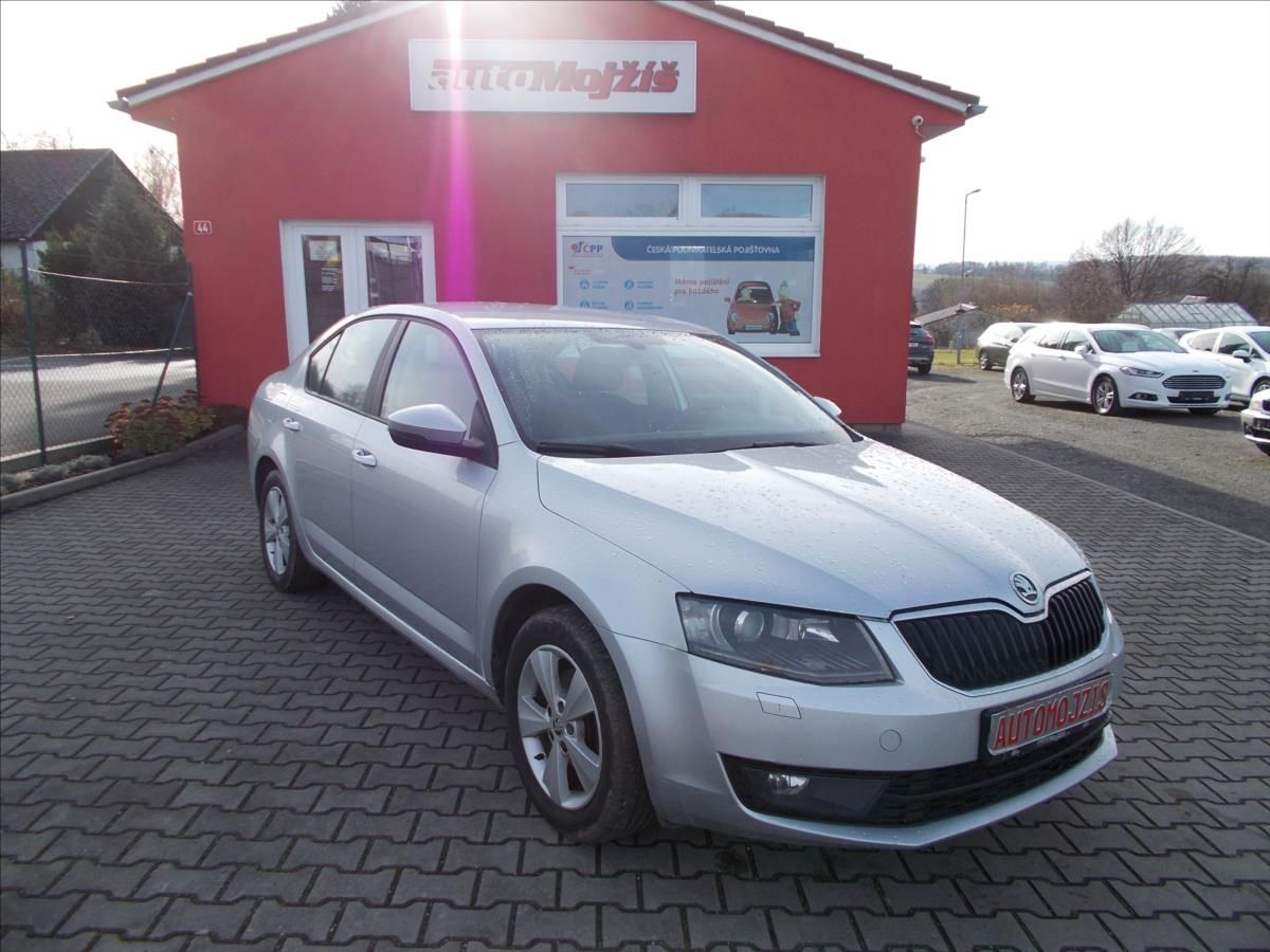 Škoda Octavia, 1,6 TDI DIGIKLIMA NOVÁ STK II